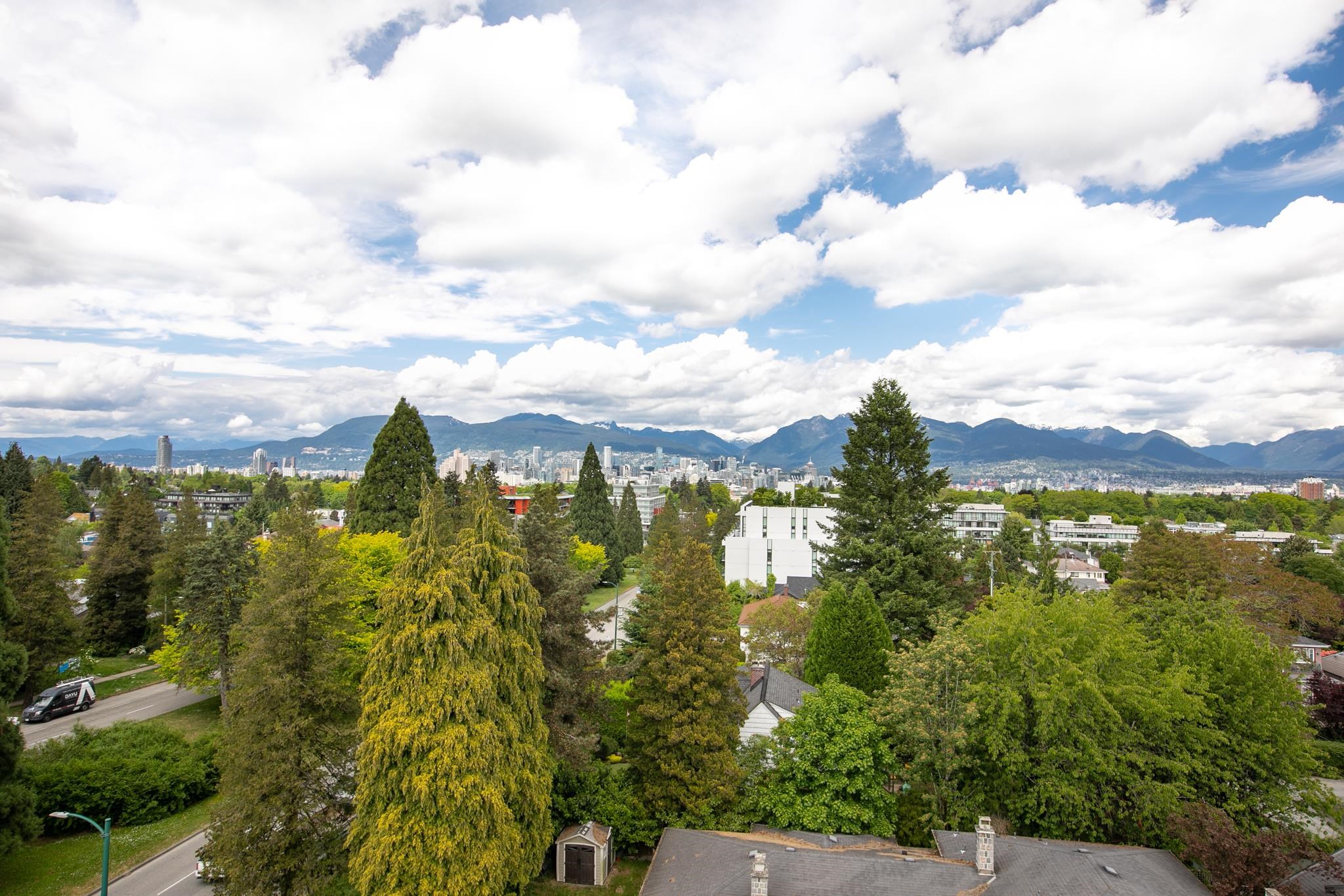 307 4488 CAMBIE STREET Unit: 307
