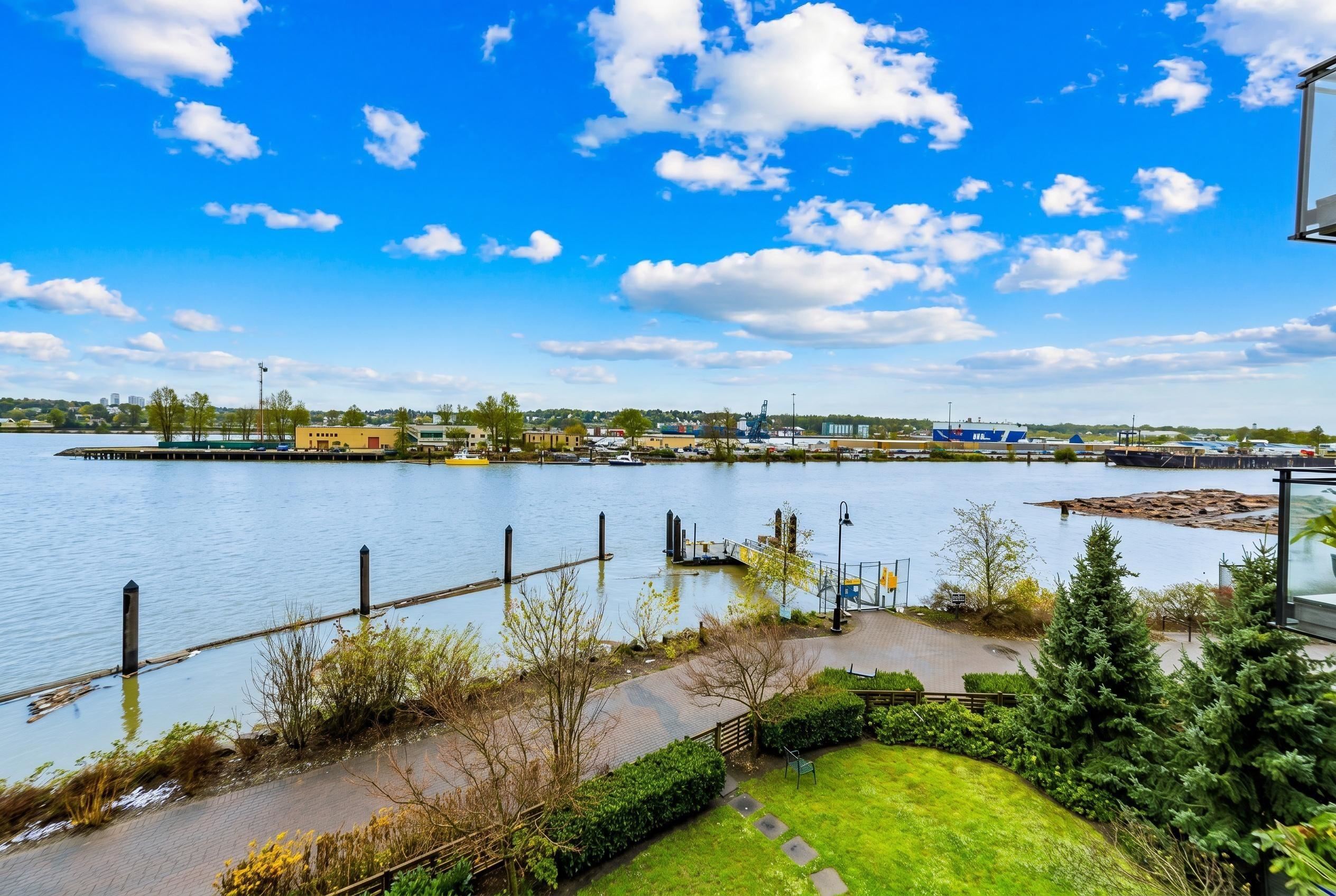 313 220 SALTER STREET Unit: 313