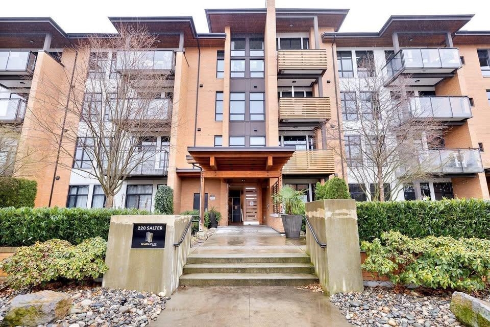 313 220 SALTER STREET Unit: 313
