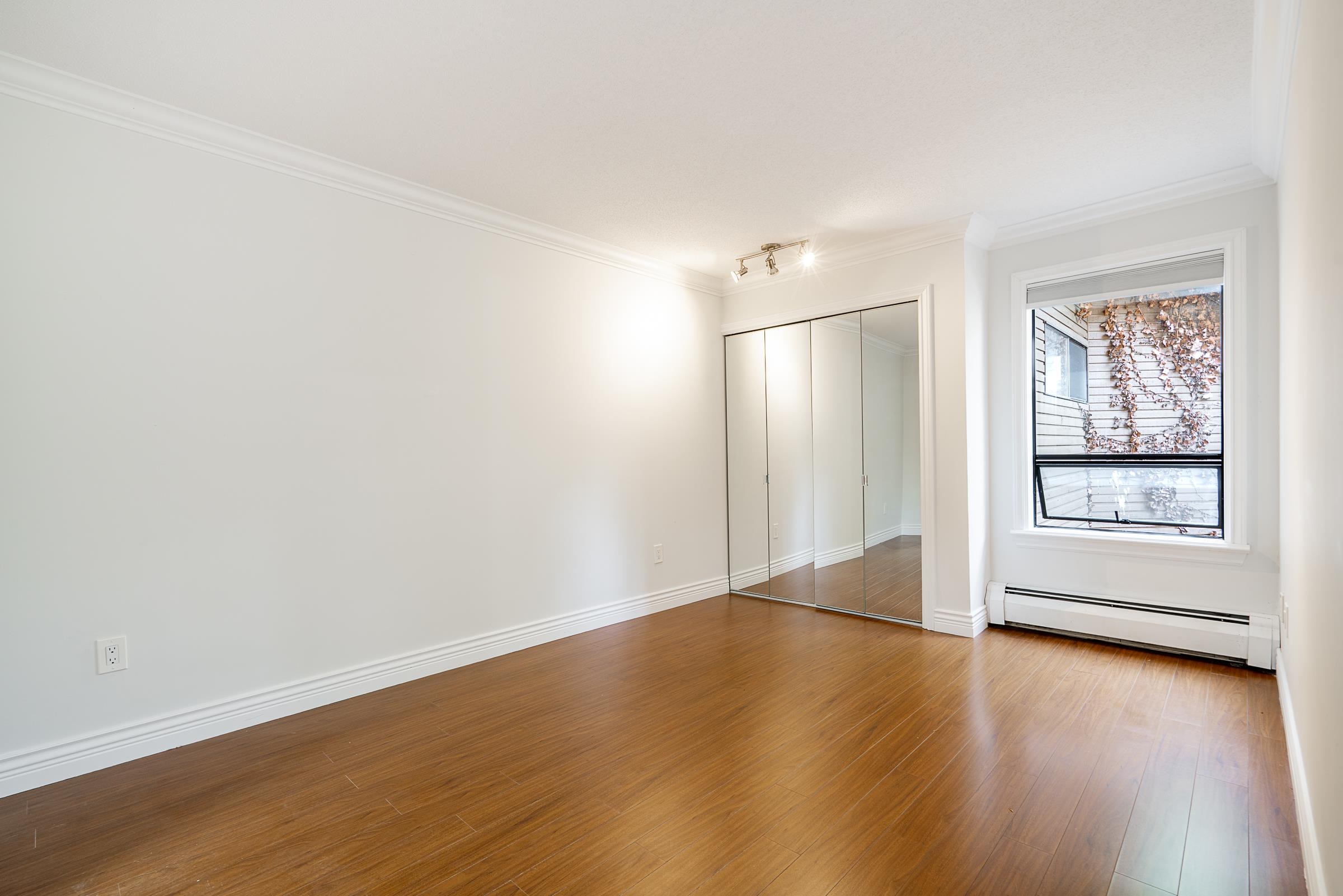 301 2320 W 40TH AVENUE Unit: 301