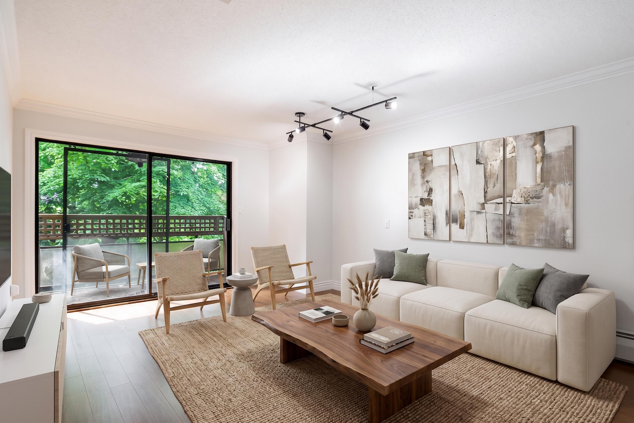301 2320 W 40TH AVENUE Unit: 301