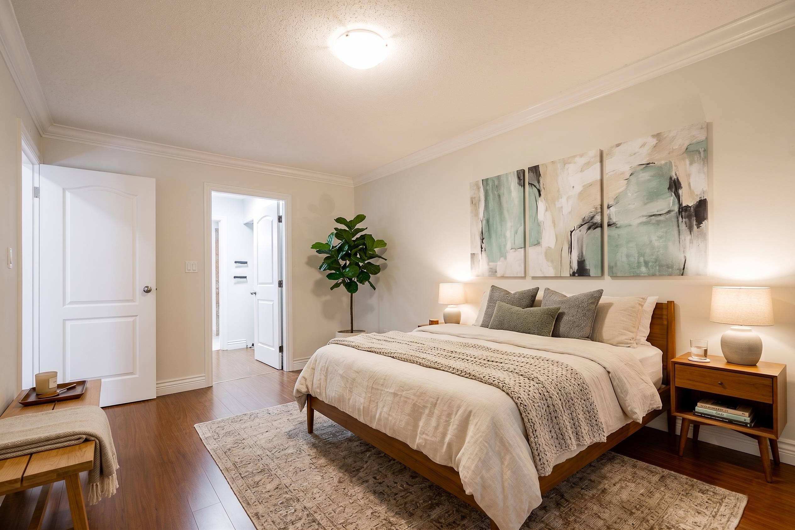 301 2320 W 40TH AVENUE Unit: 301