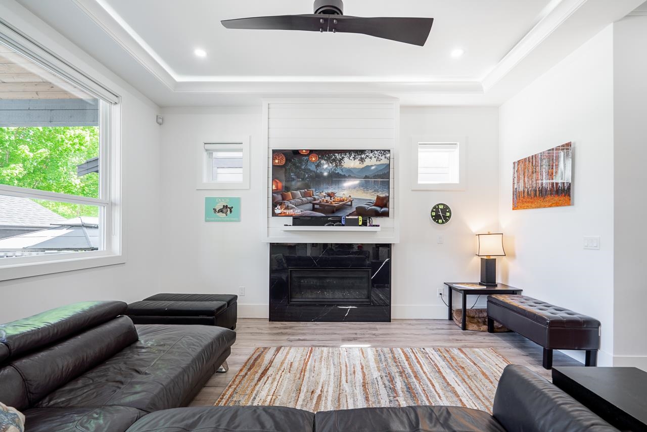 2 4581 SUMAS MOUNTAIN ROAD Unit: 2