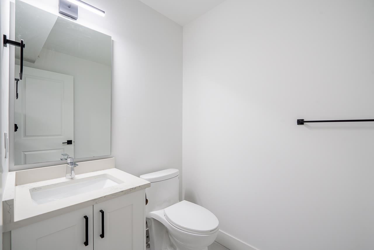 2 4581 SUMAS MOUNTAIN ROAD Unit: 2