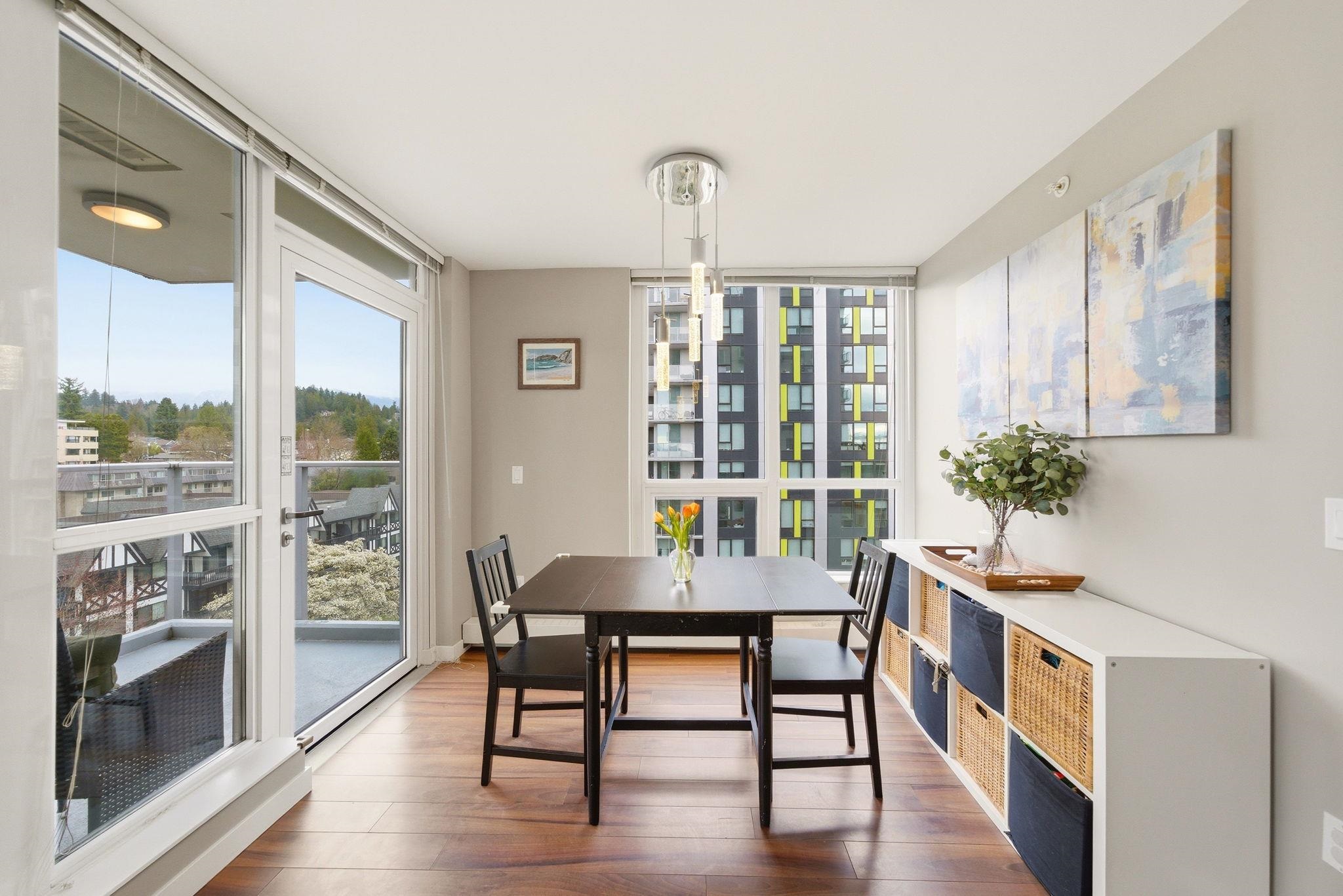 705 135 E 17TH STREET Unit: 705