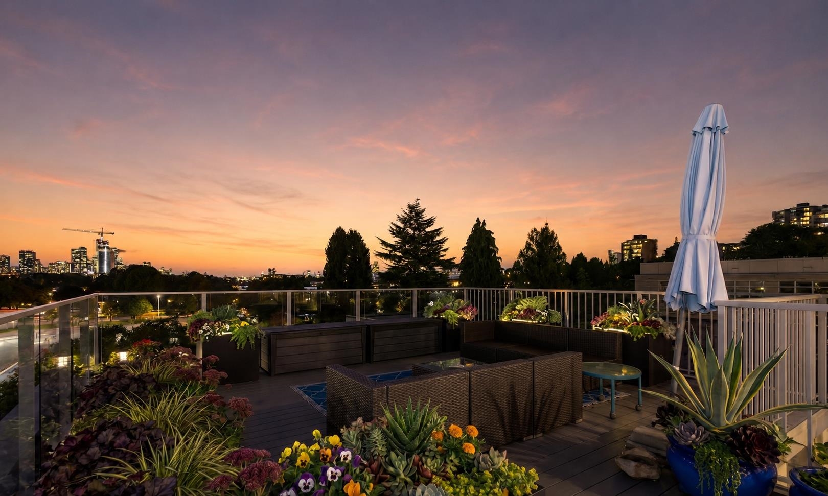 305 2430 POINT GREY ROAD Unit: 305