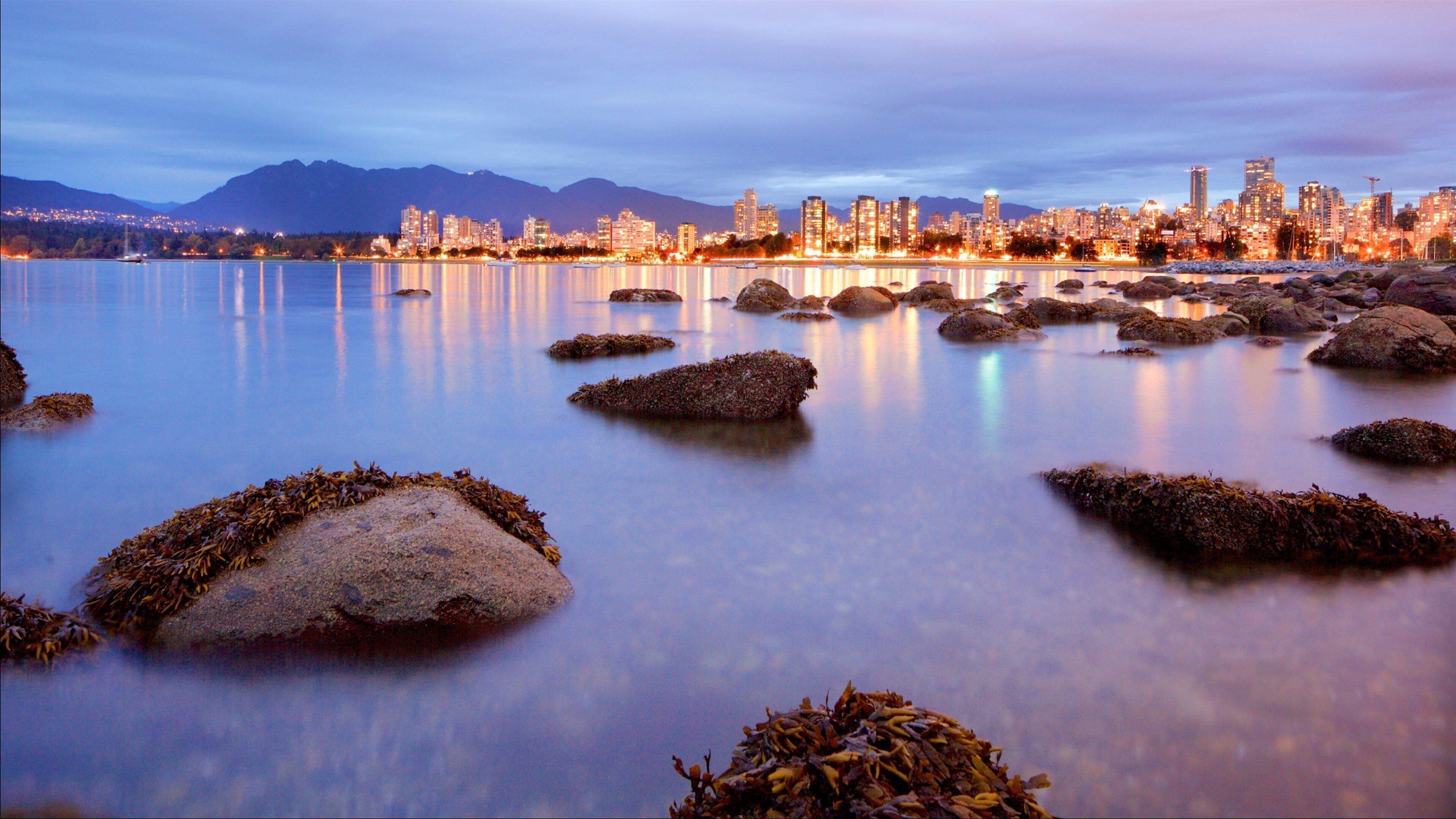 305 2430 POINT GREY ROAD Unit: 305