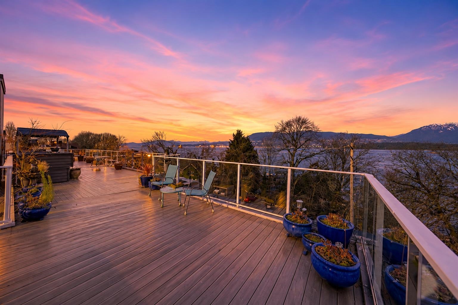 305 2430 POINT GREY ROAD Unit: 305