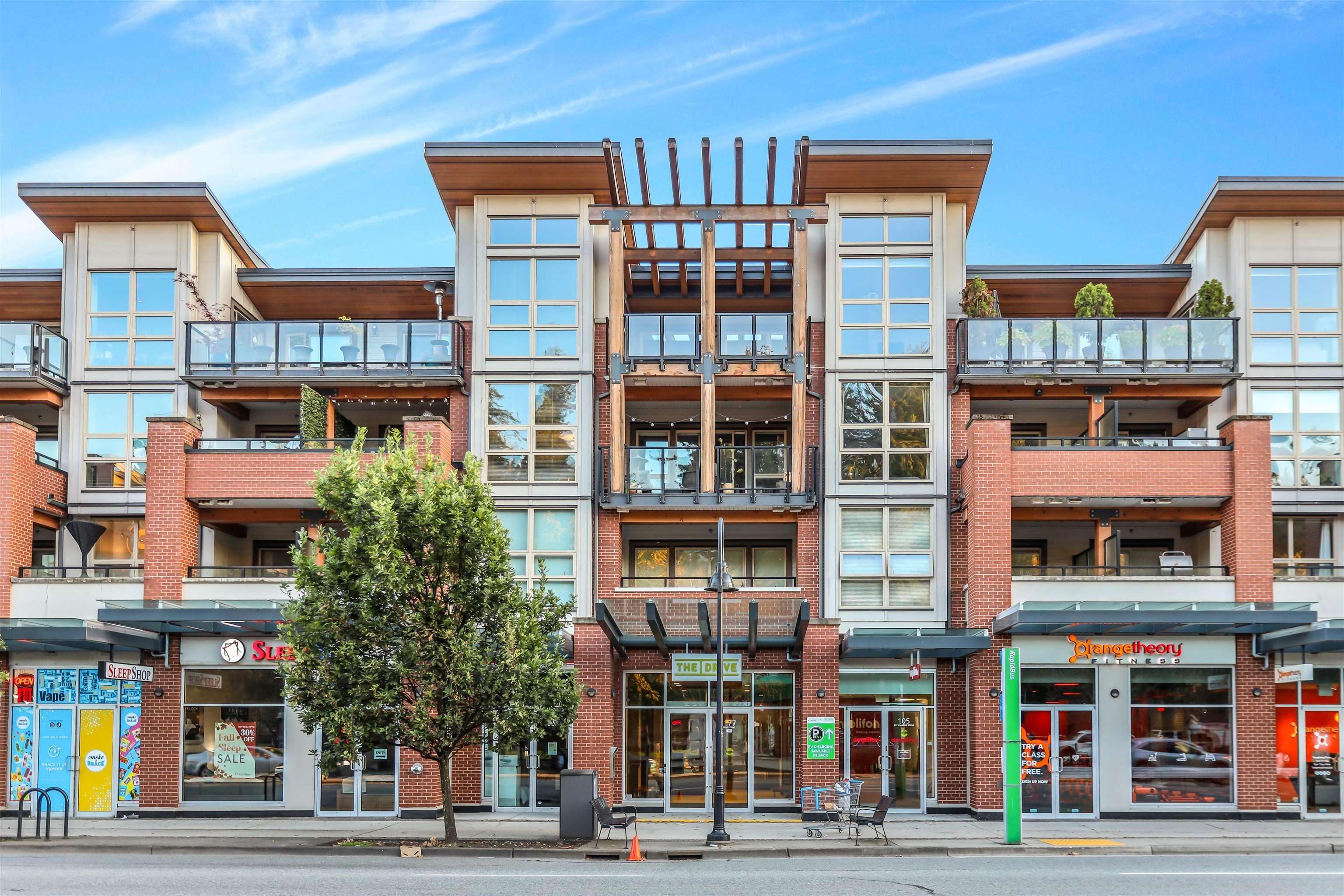 204 1177 MARINE DRIVE Unit: 204