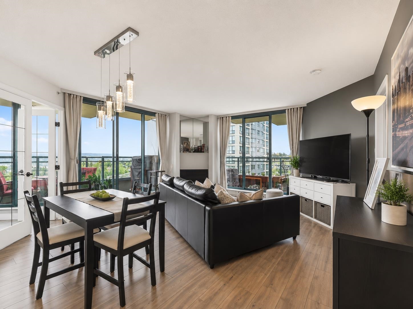 1207 13353 108 AVENUE Unit: 1207