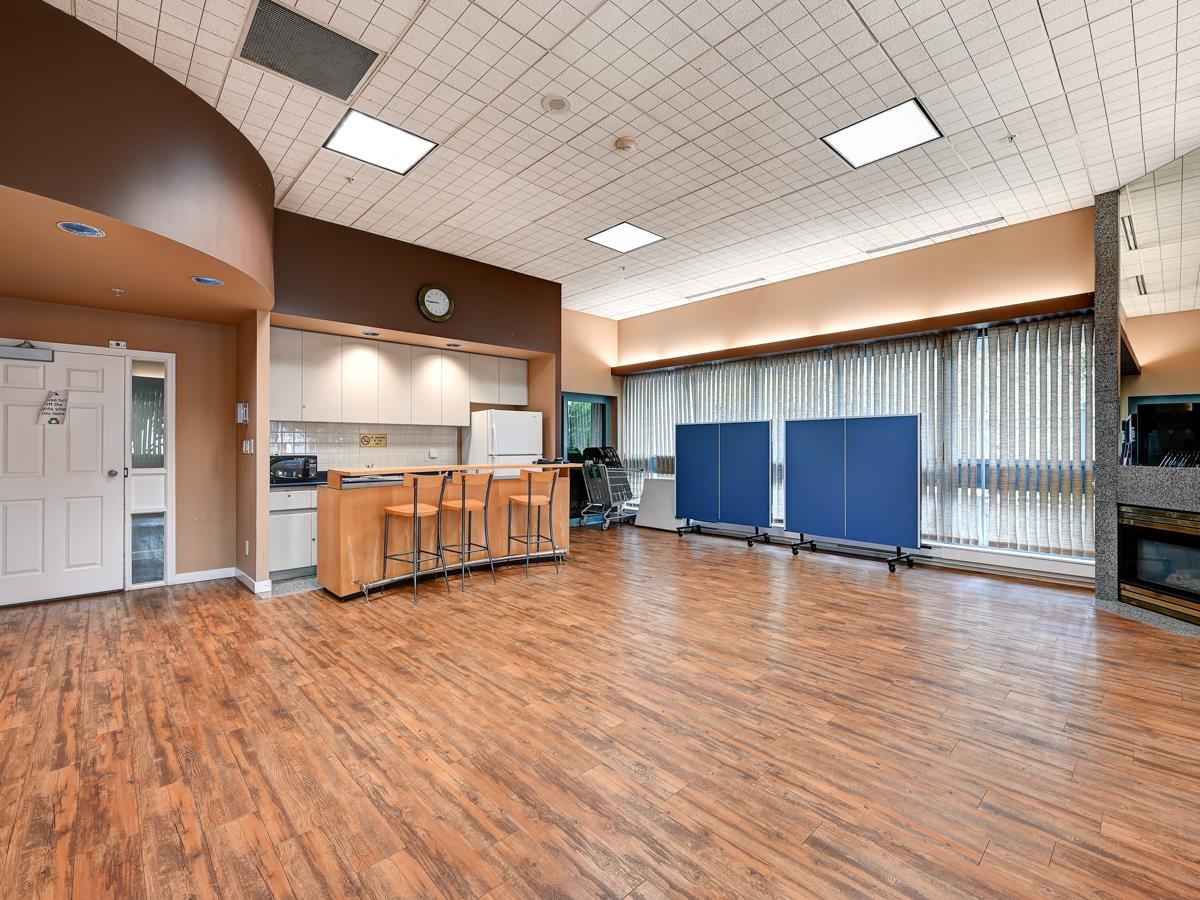 1207 13353 108 AVENUE Unit: 1207