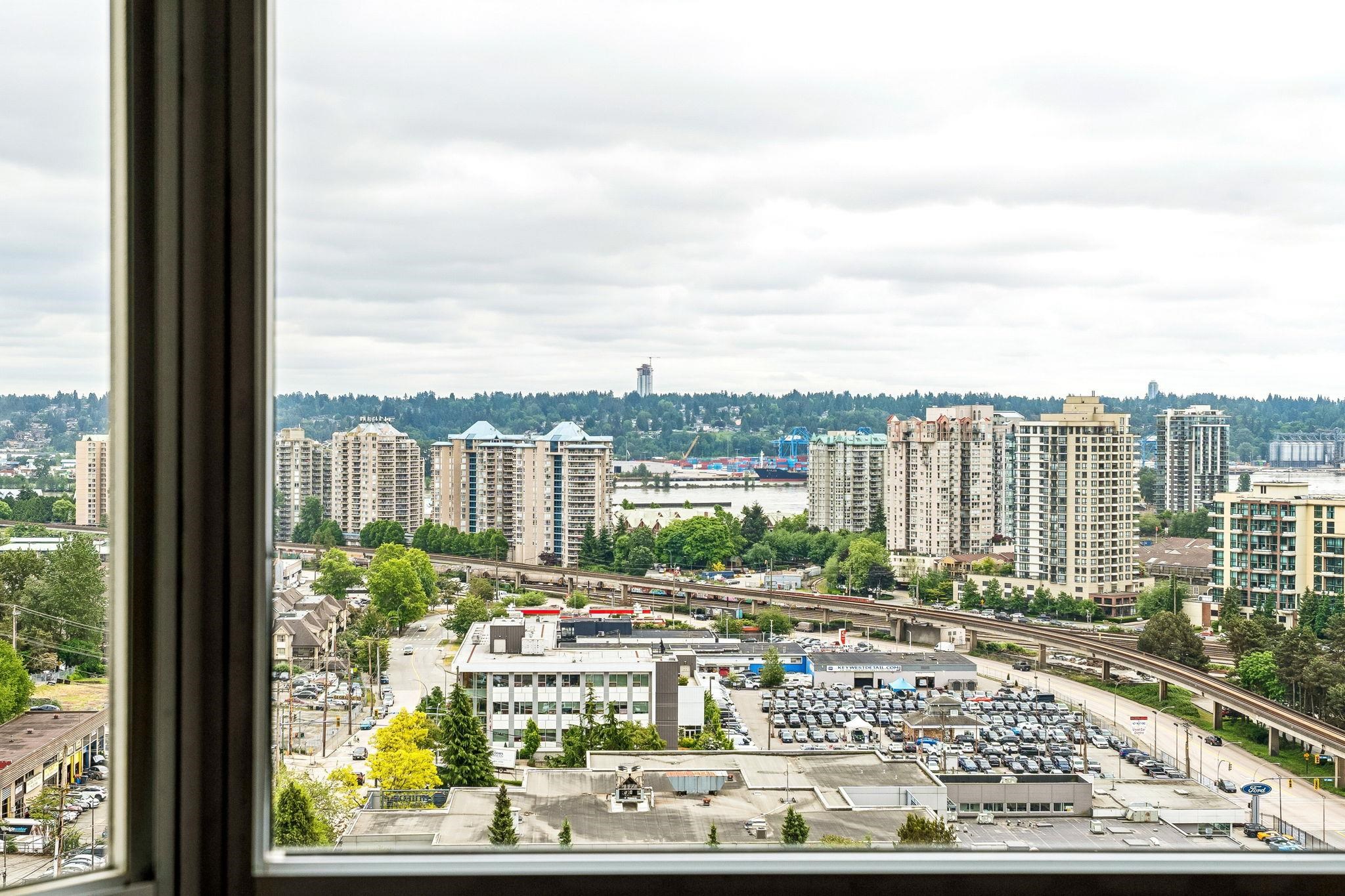 1004 412 TWELFTH STREET Unit: 1004