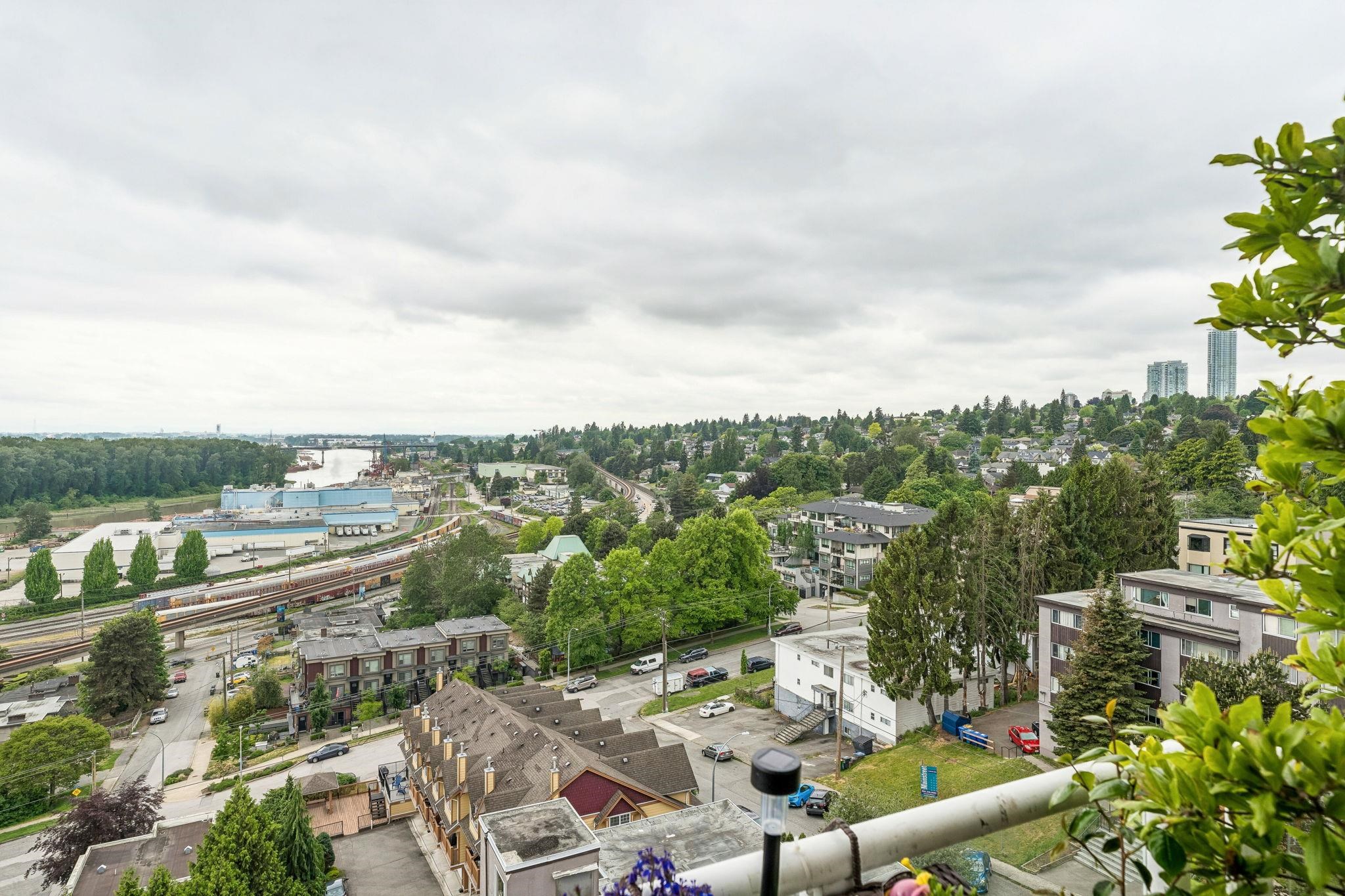 1004 412 TWELFTH STREET Unit: 1004