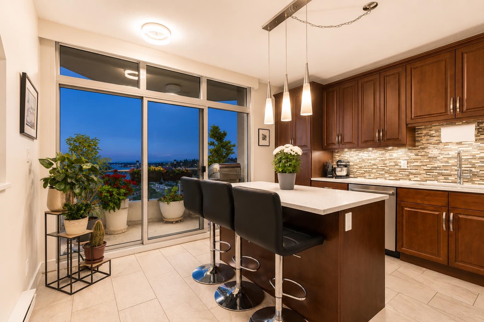 1004 412 TWELFTH STREET Unit: 1004