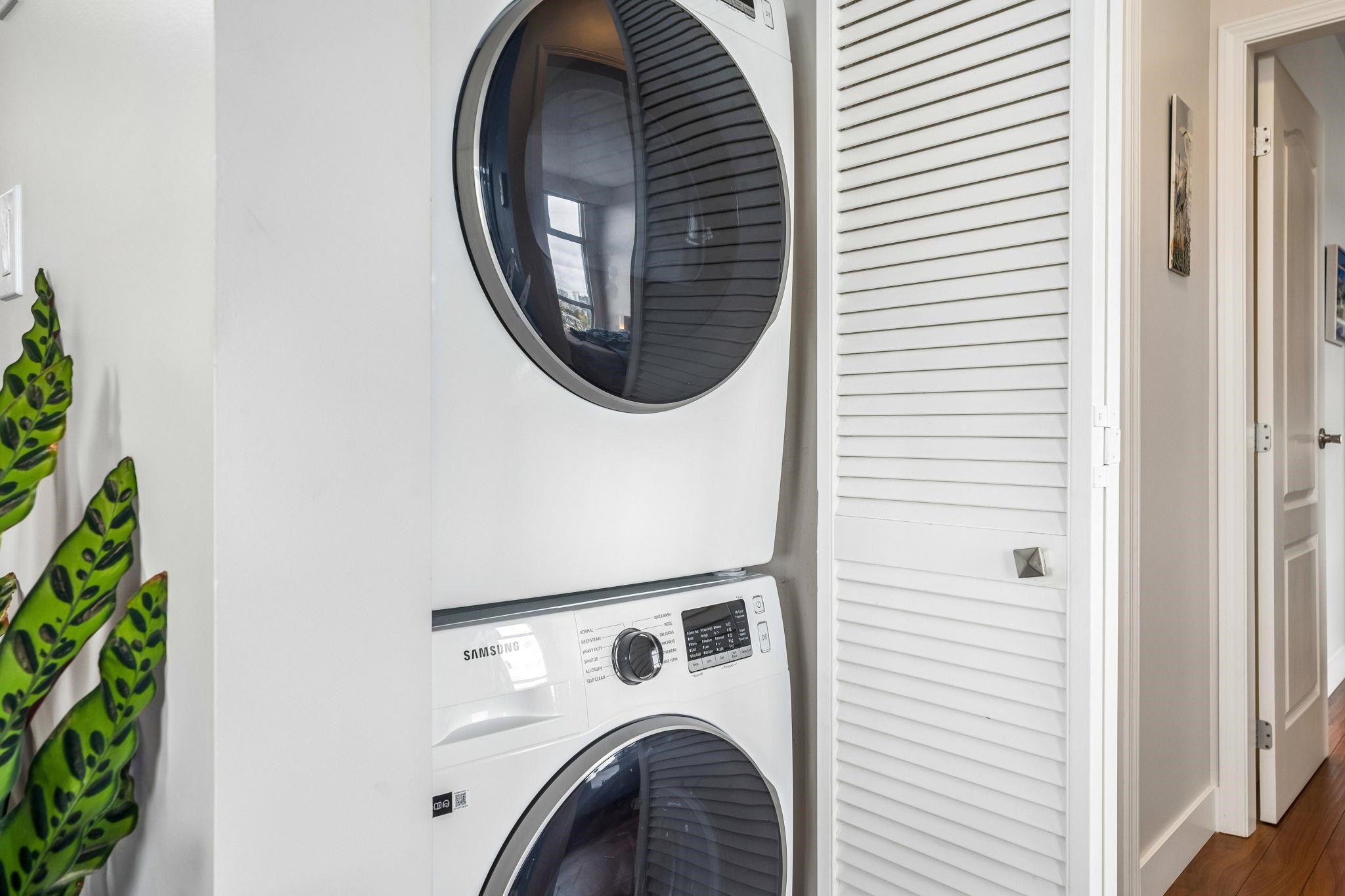 1004 412 TWELFTH STREET Unit: 1004