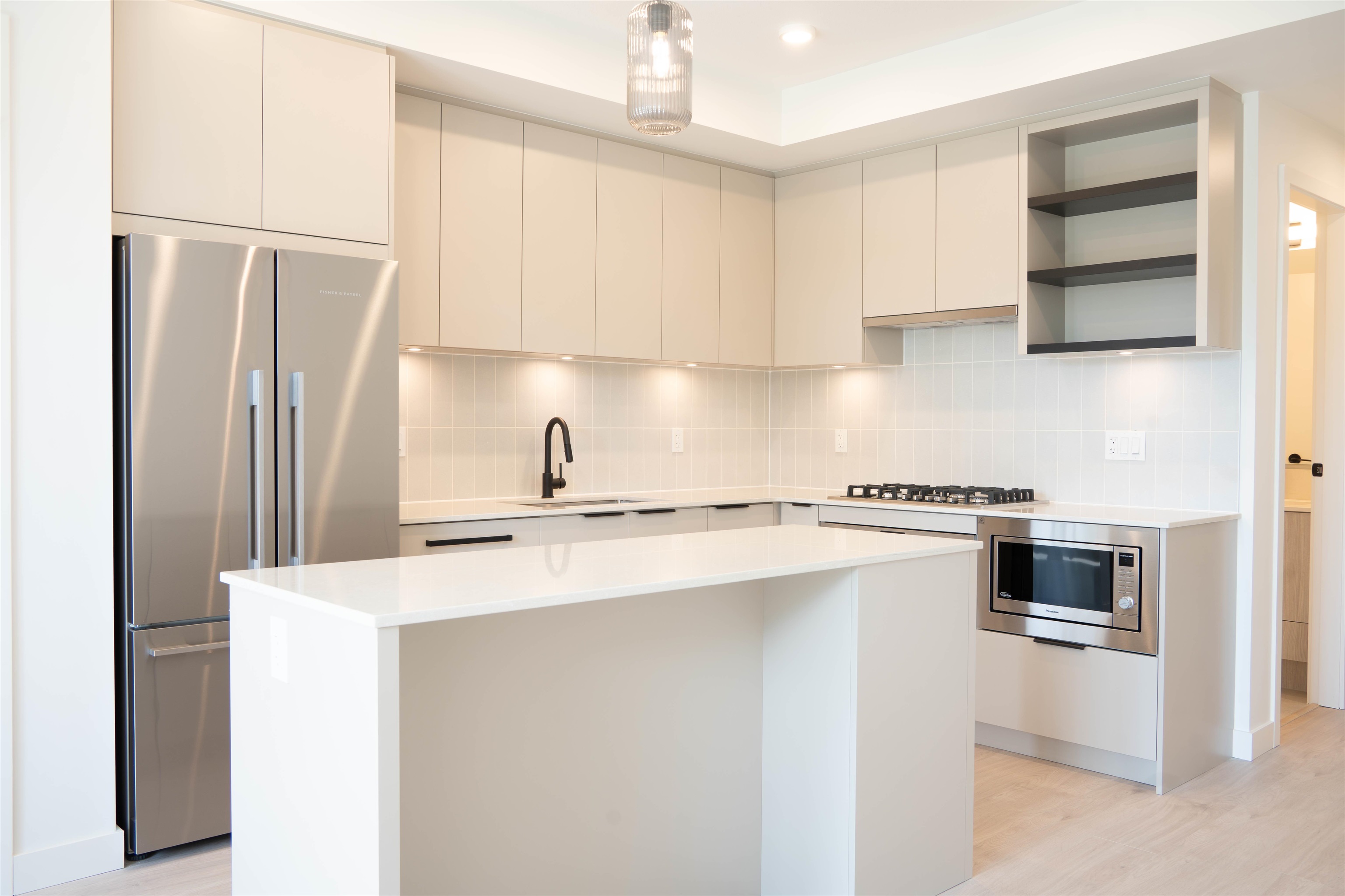 110 921 GRANT STREET Unit: 110