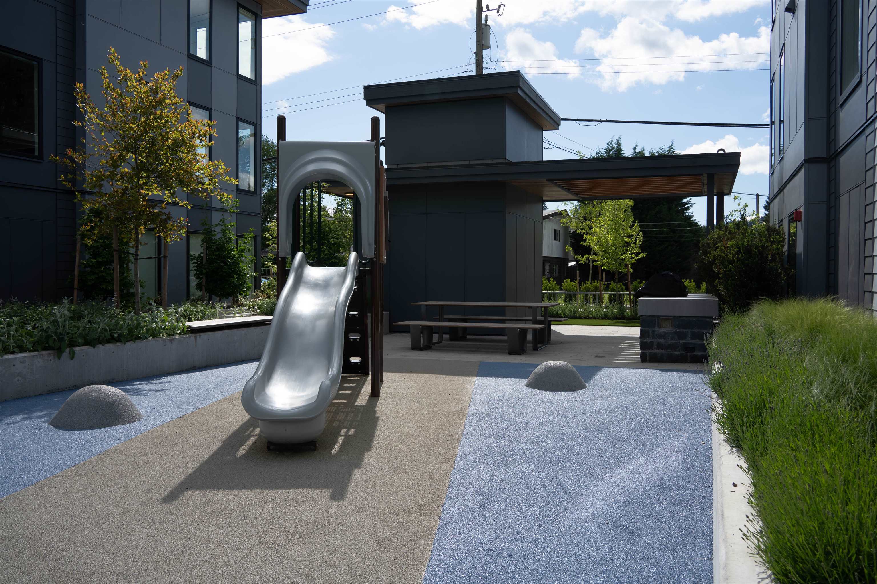 110 921 GRANT STREET Unit: 110