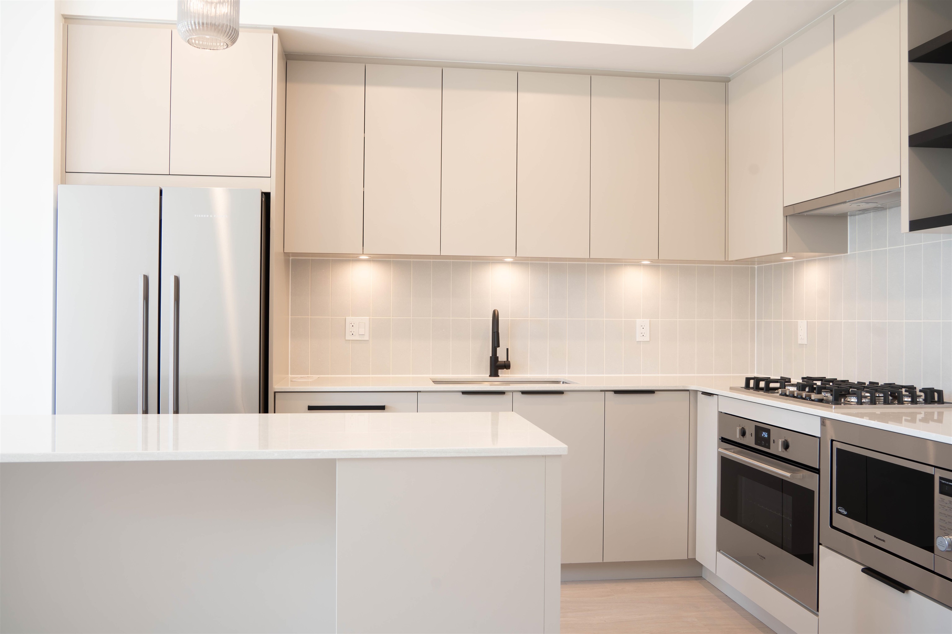 110 921 GRANT STREET Unit: 110