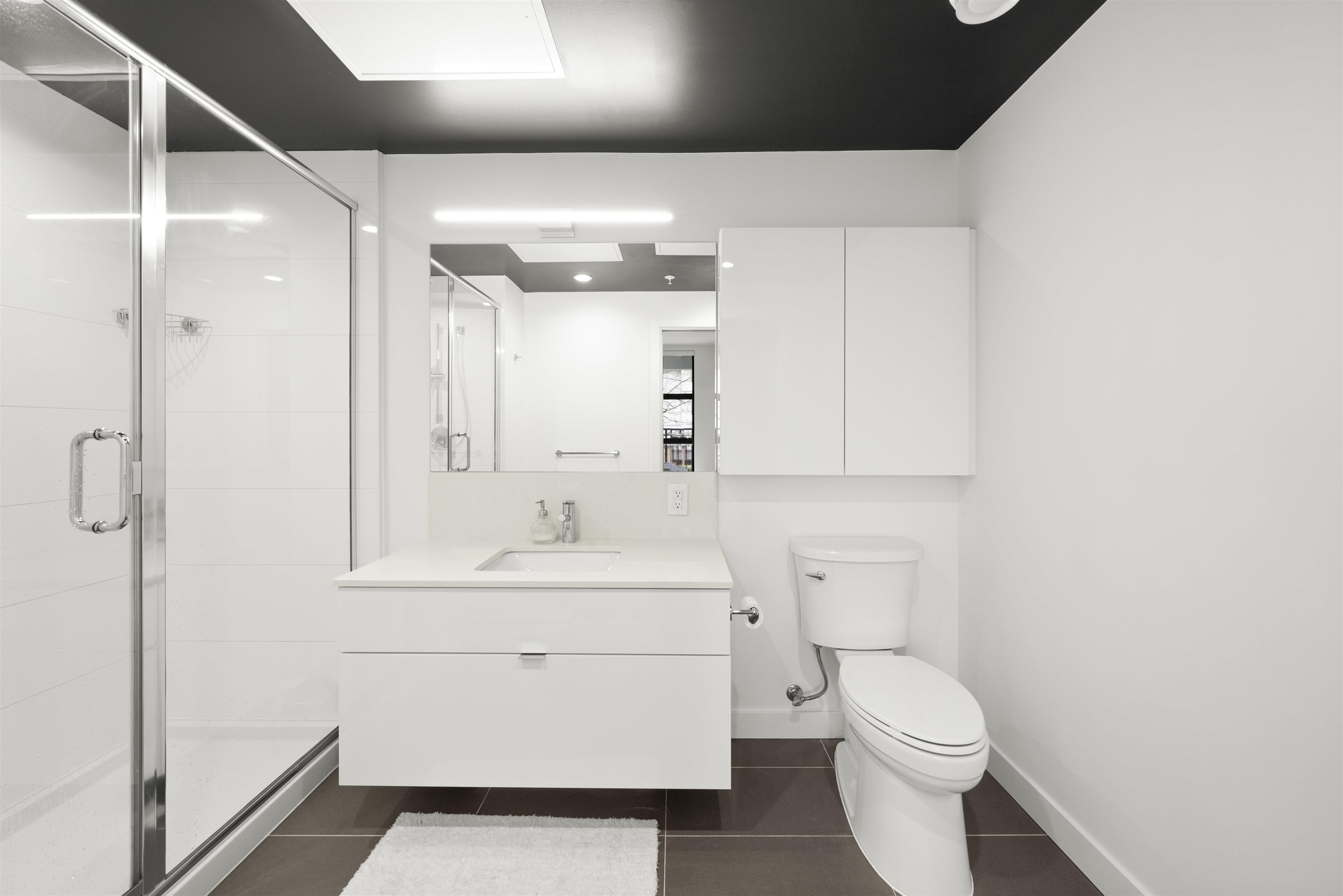 201 2446 SHAUGHNESSY STREET Unit: 201