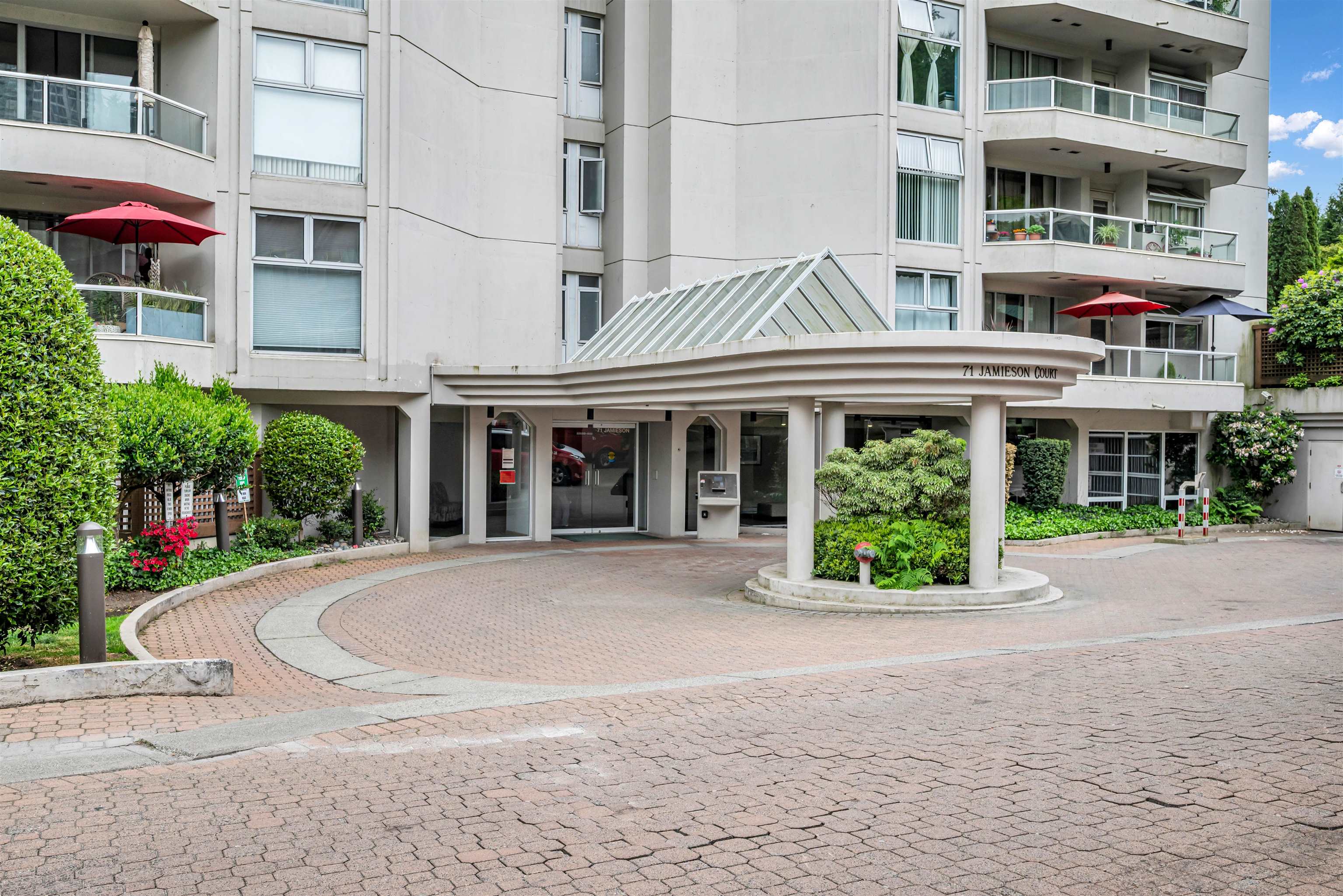 402 71 JAMIESON COURT Unit: 402