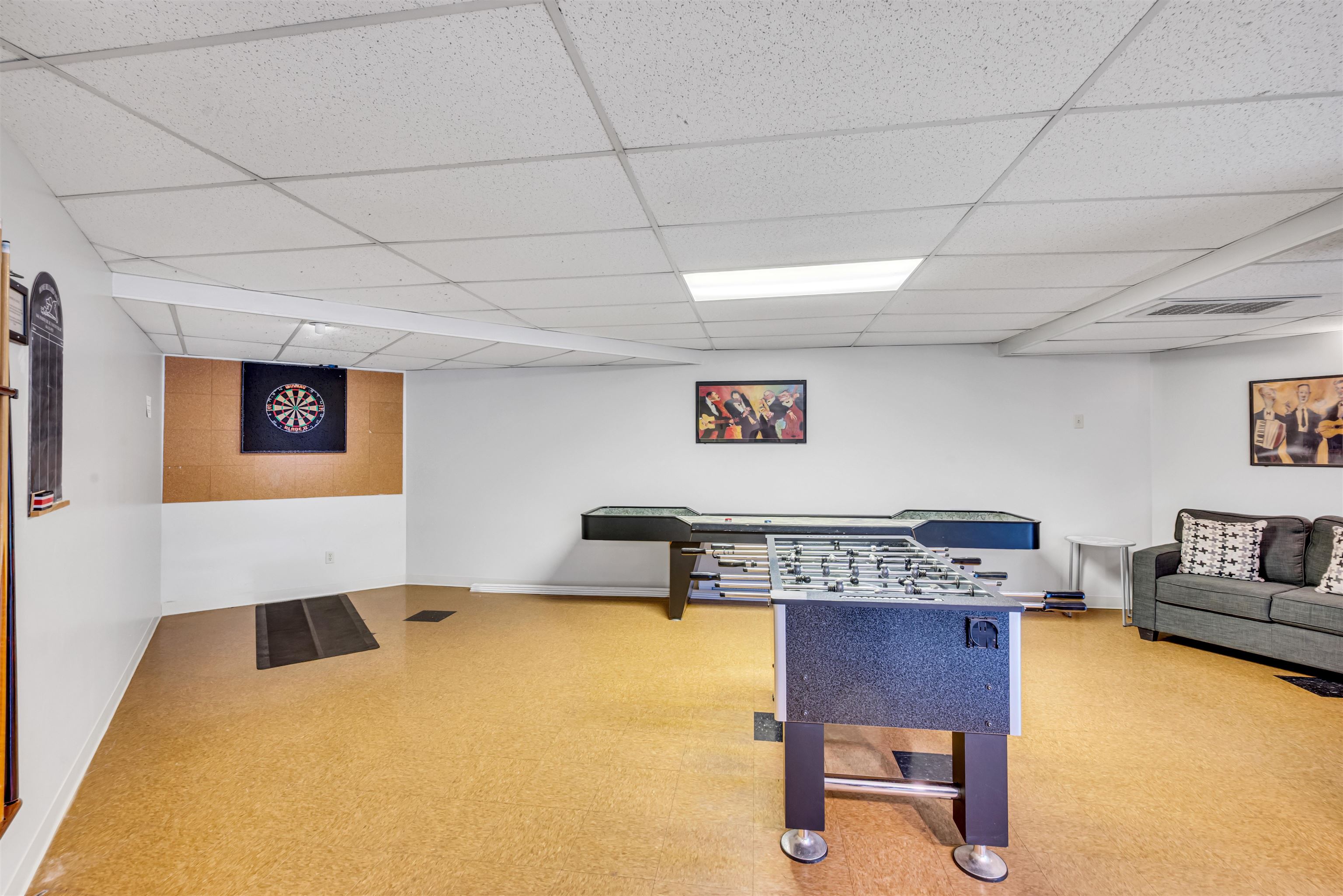 402 71 JAMIESON COURT Unit: 402