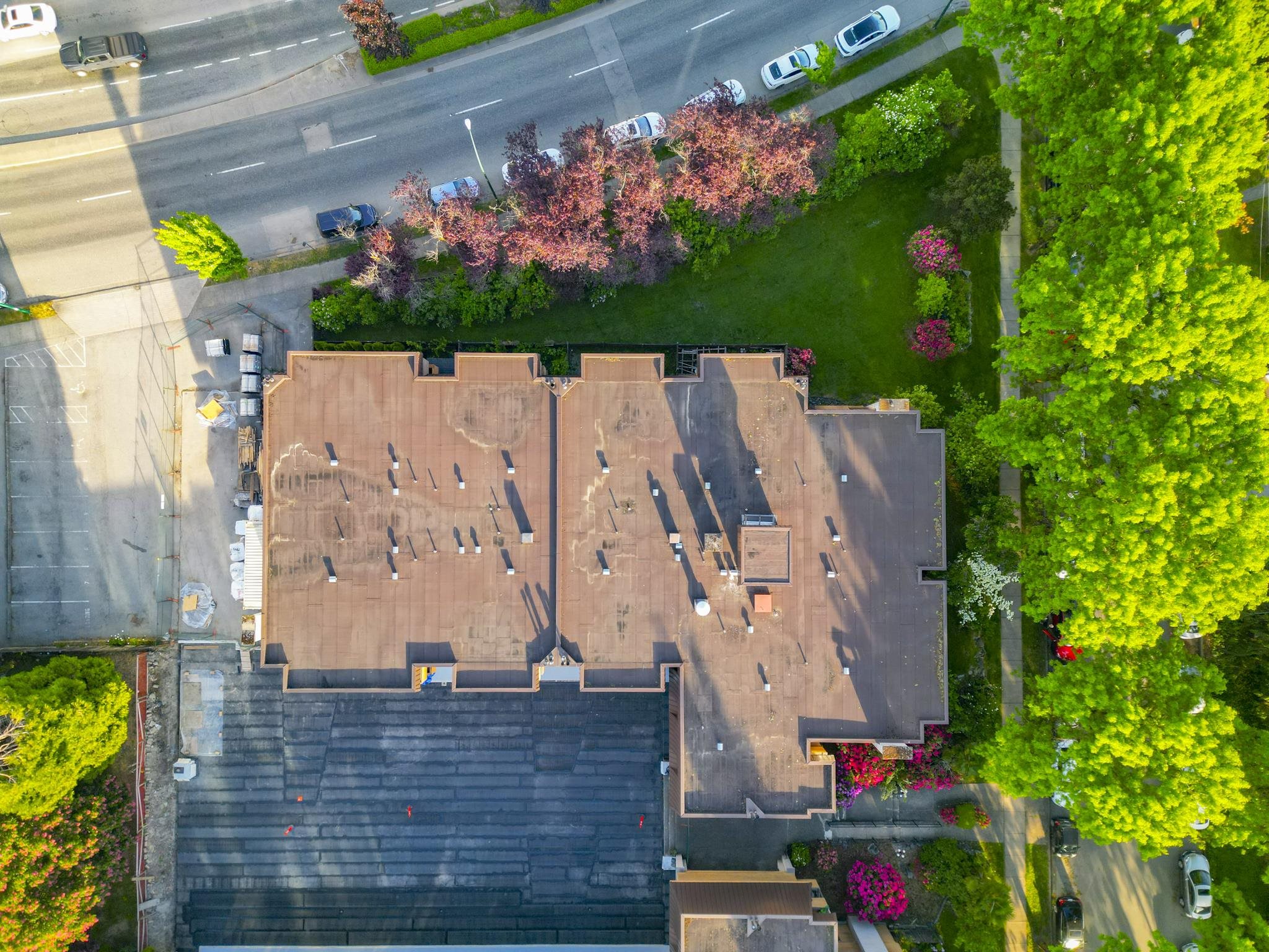 206 2299 E 30TH AVENUE Unit: 206