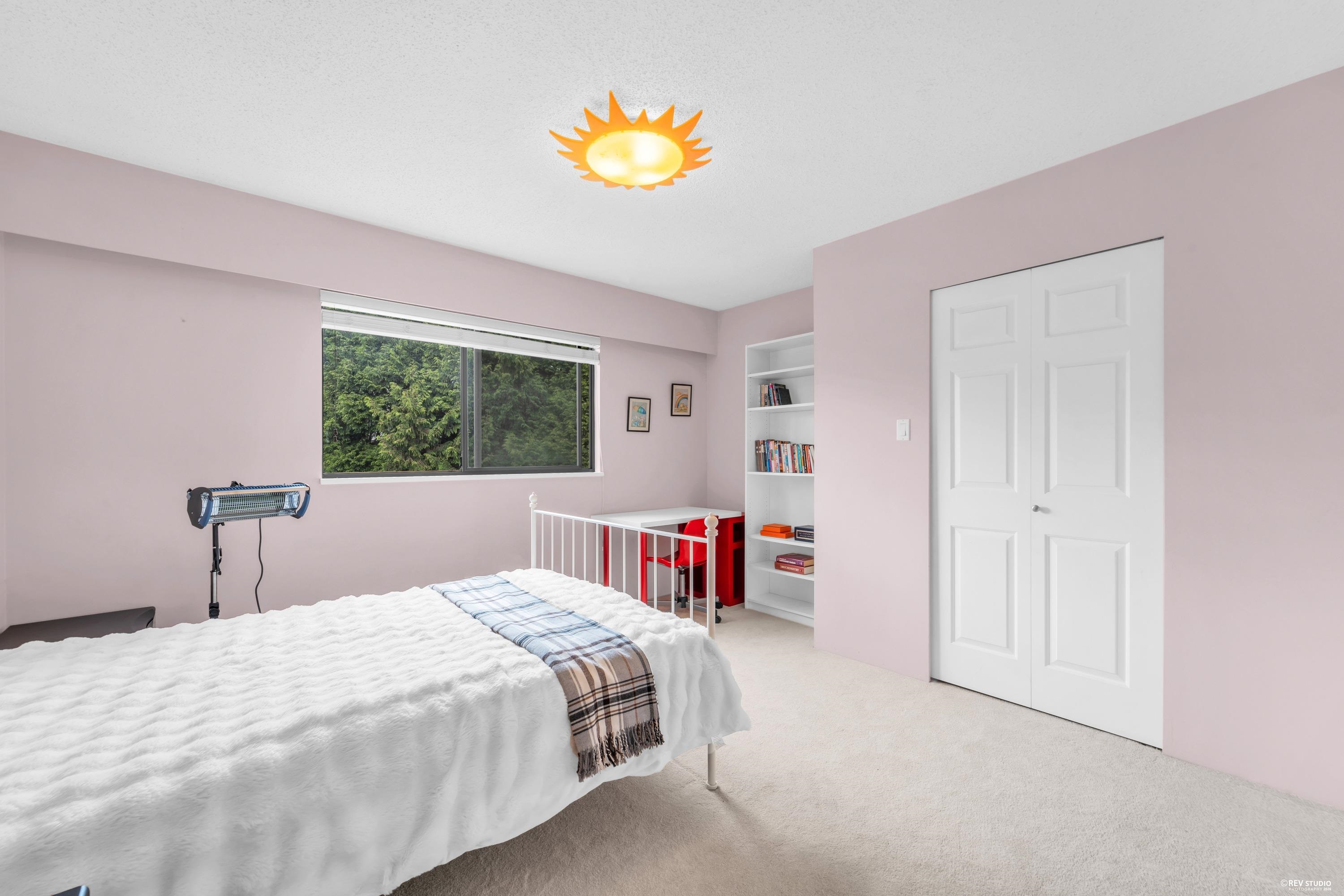 8155 CORLESS PLACE