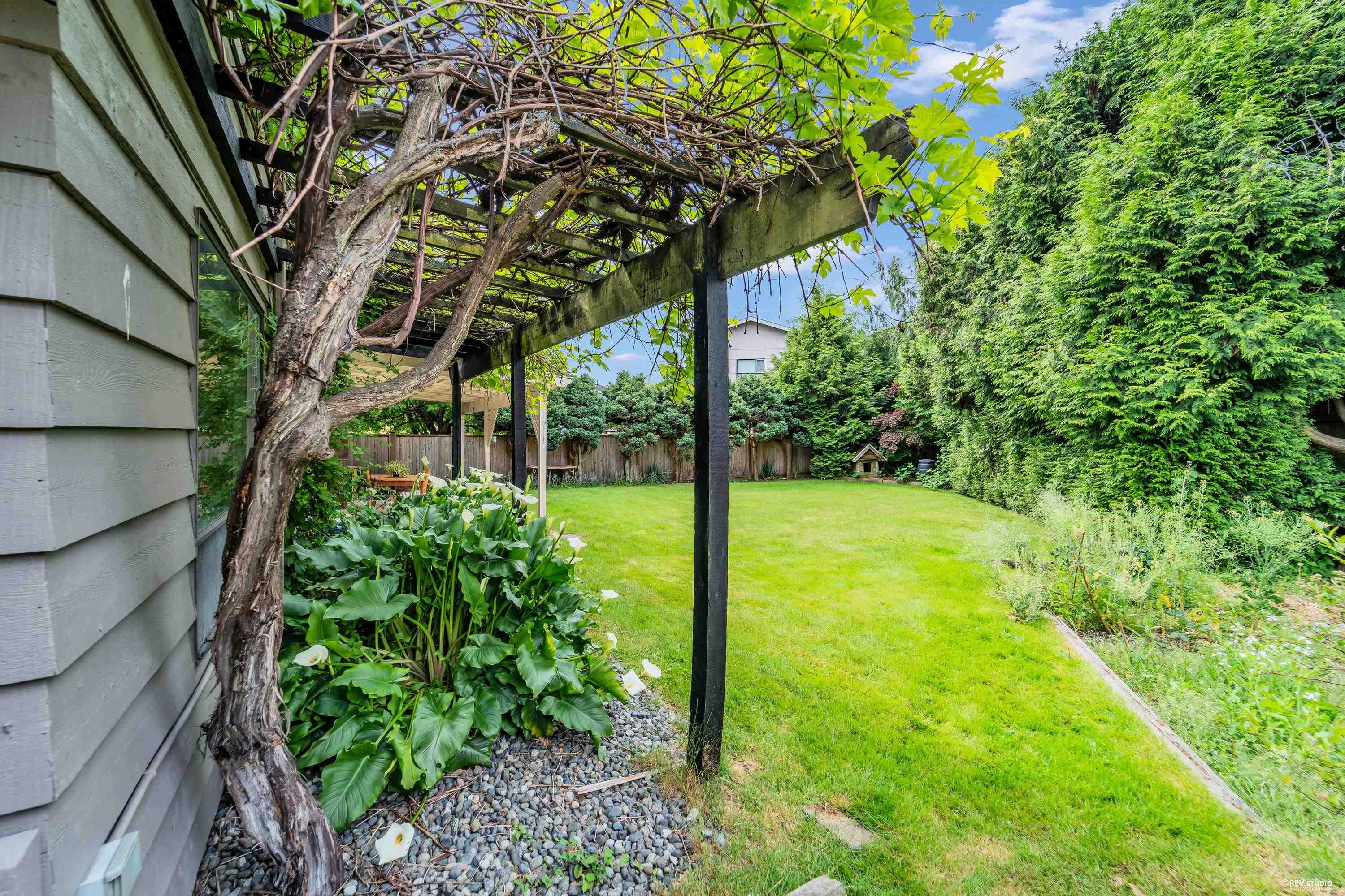 8155 CORLESS PLACE