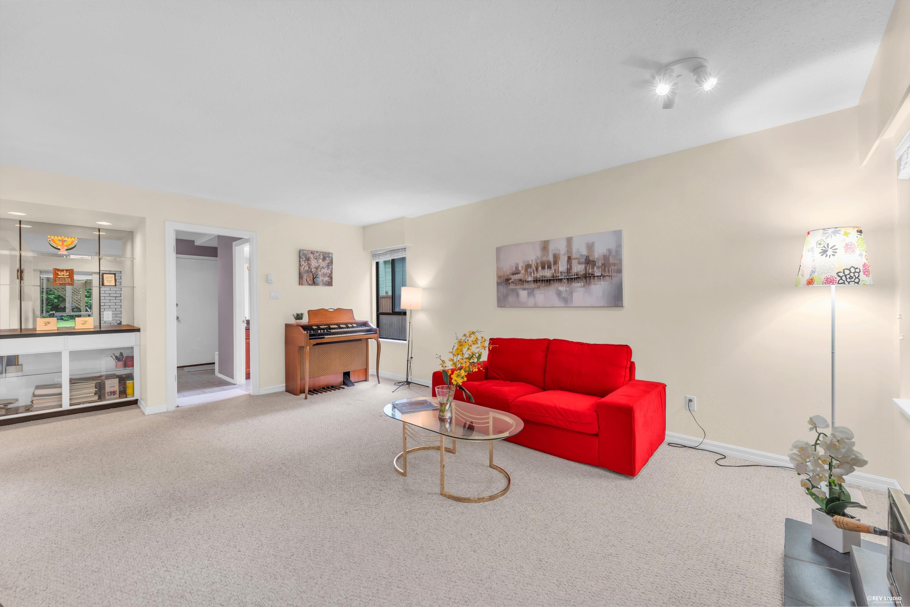 8155 CORLESS PLACE