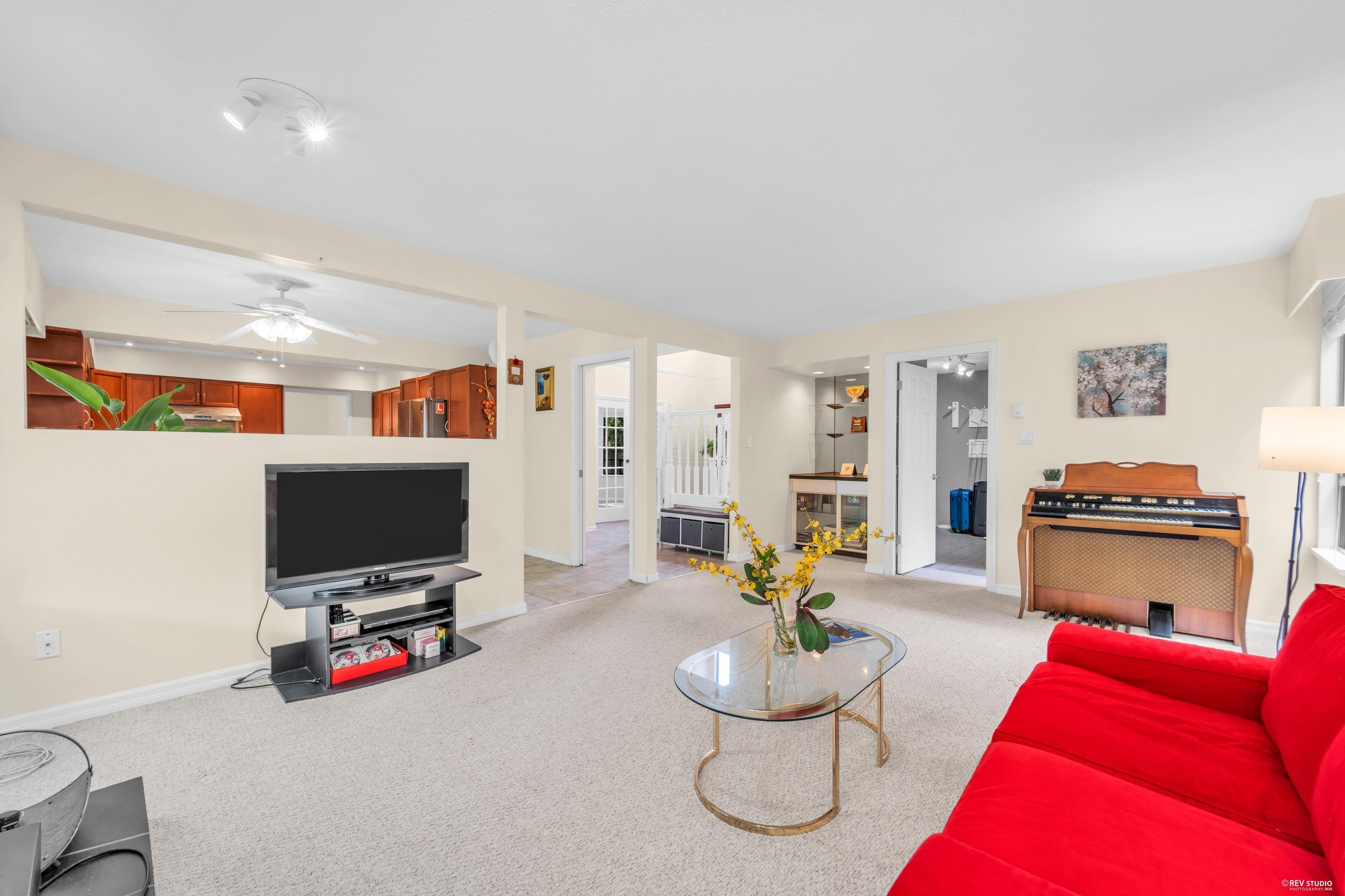 8155 CORLESS PLACE