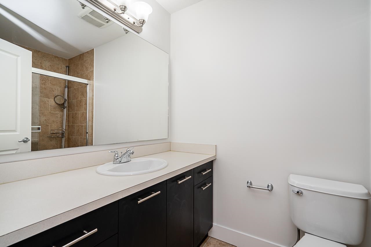 3 19319 72 AVENUE Unit: 3