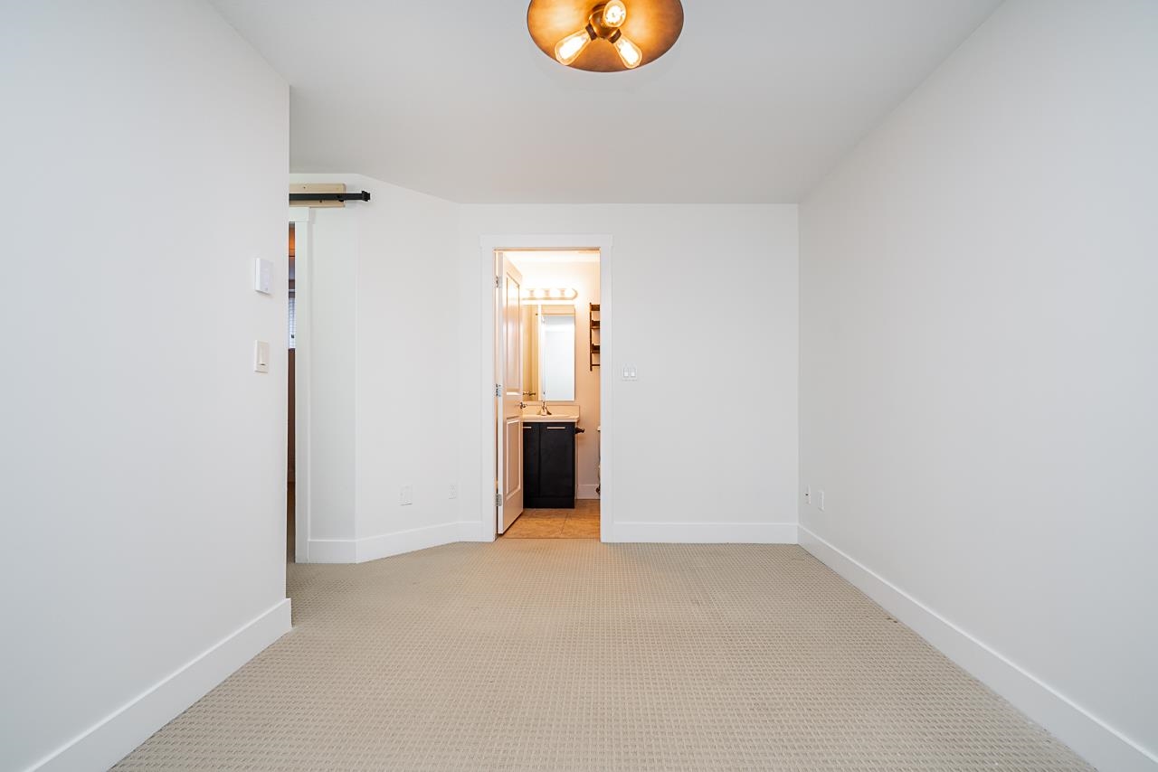 3 19319 72 AVENUE Unit: 3