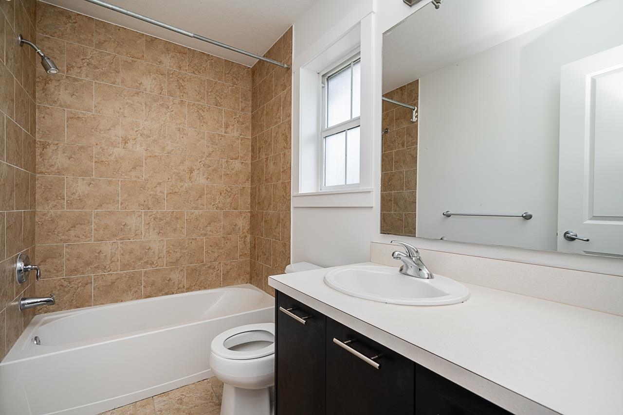 3 19319 72 AVENUE Unit: 3