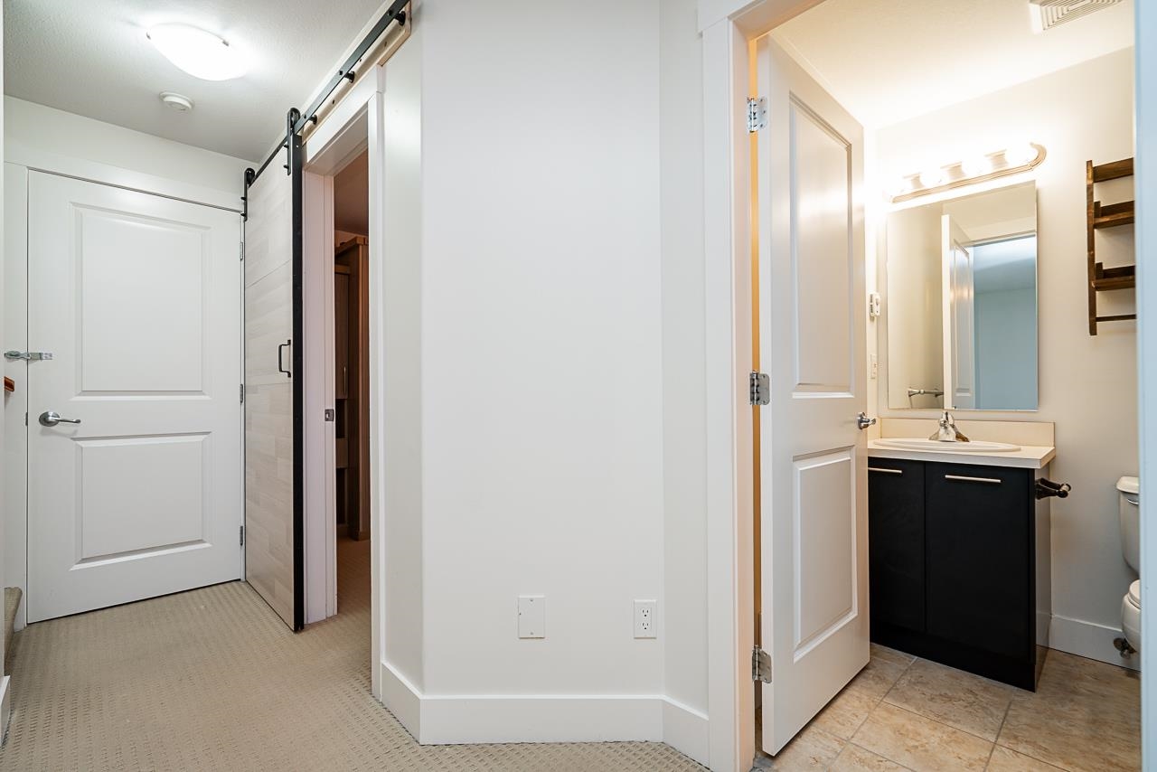 3 19319 72 AVENUE Unit: 3