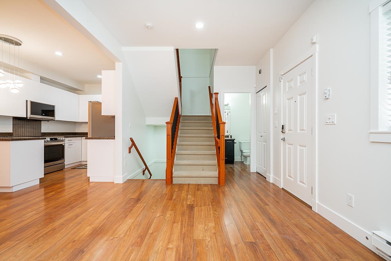 3 19319 72 AVENUE Unit: 3