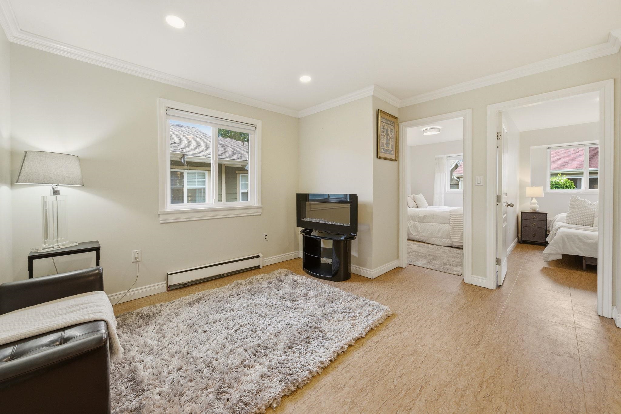 562 W KEITH ROAD