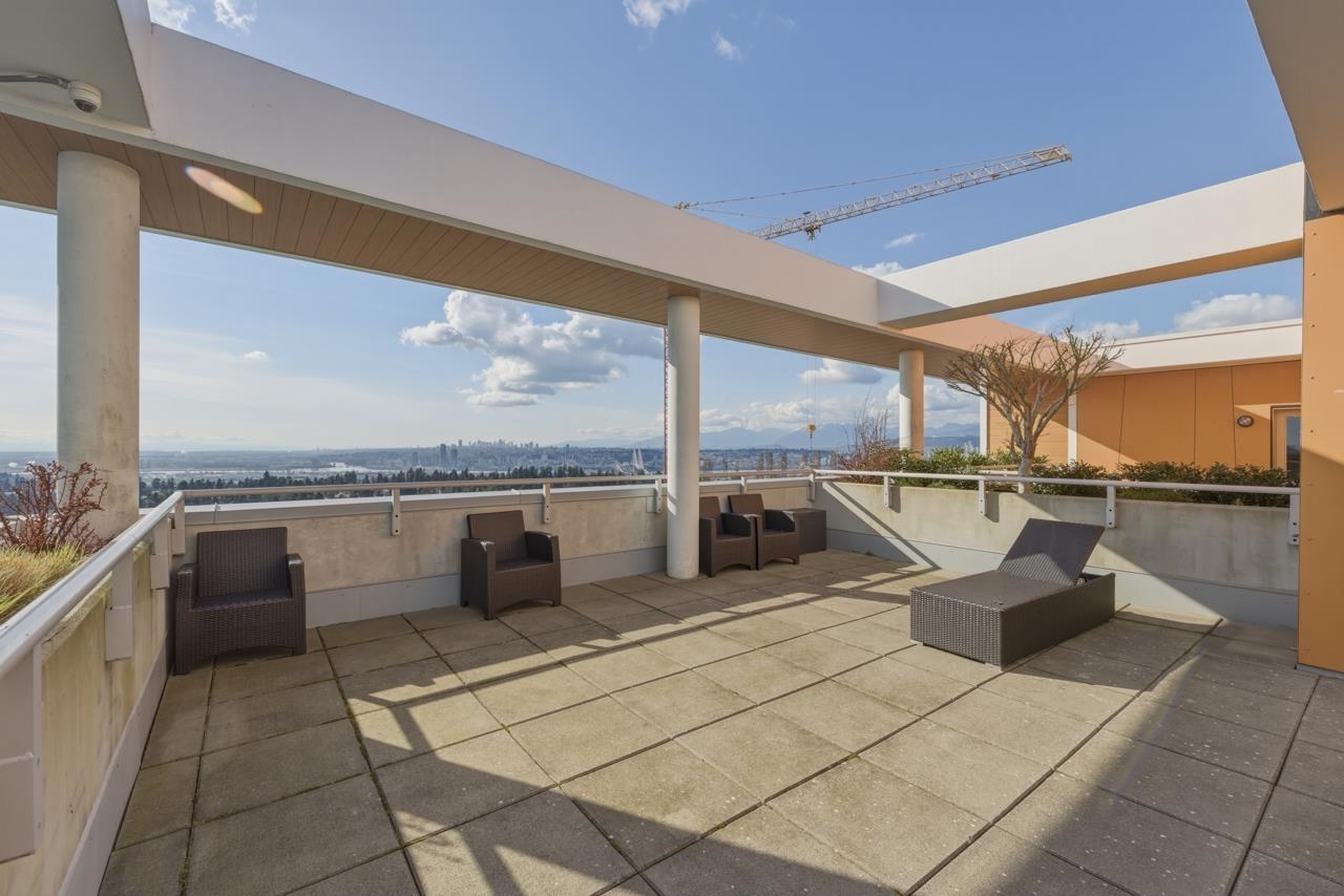 2304 13303 CENTRAL AVENUE Unit: 2304