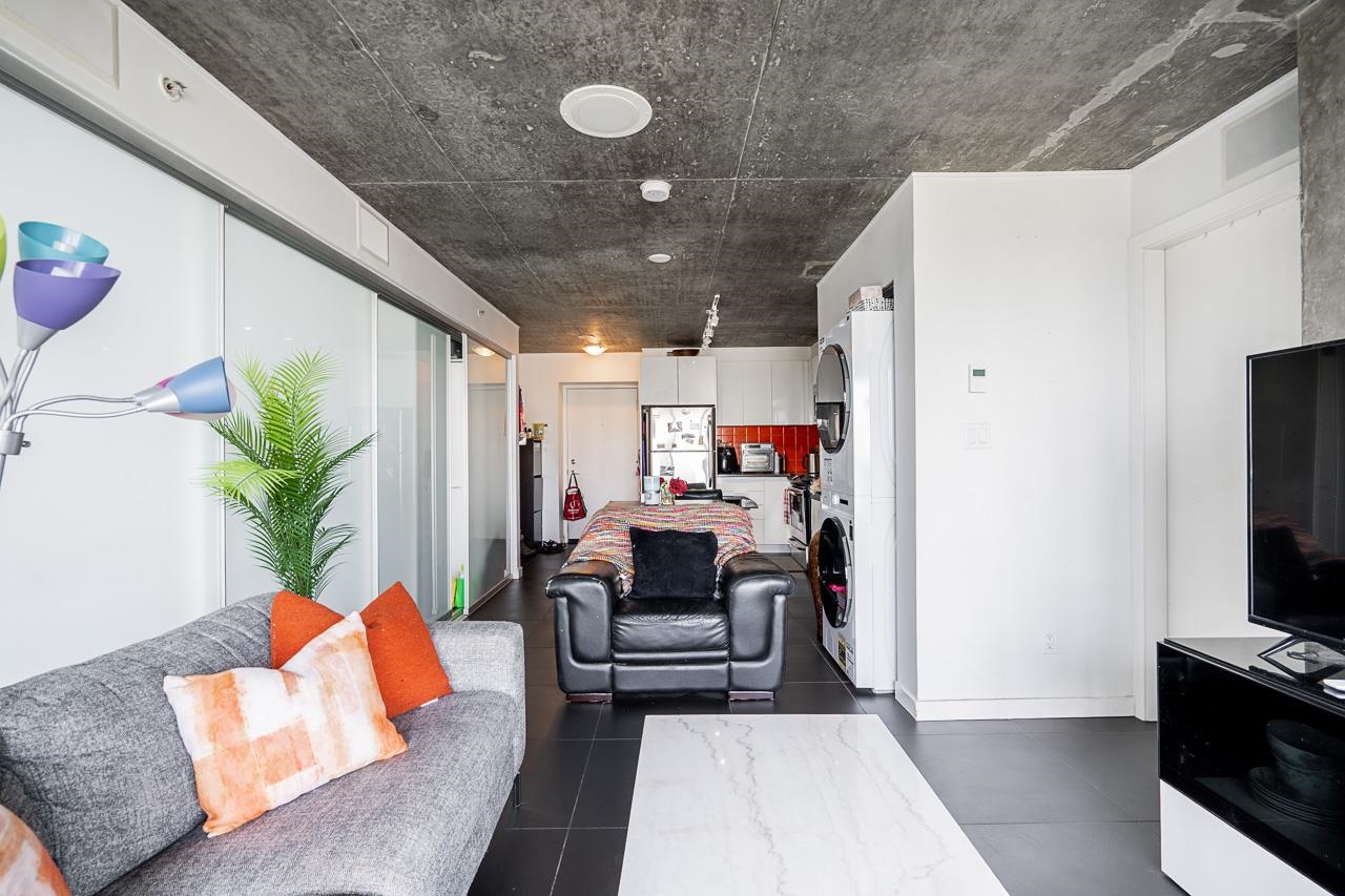 2304 13303 CENTRAL AVENUE Unit: 2304