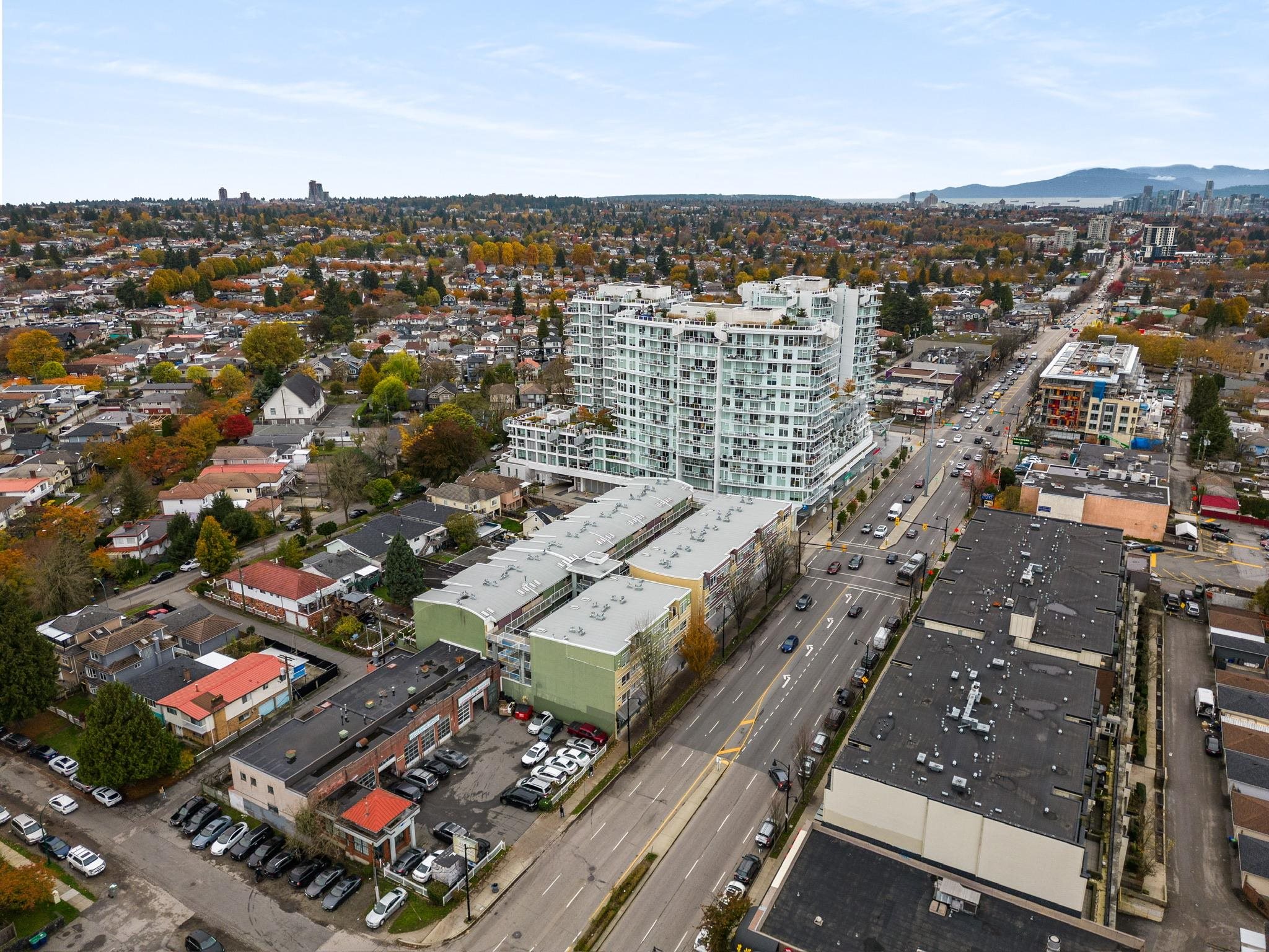 318 2238 KINGSWAY Unit: 318