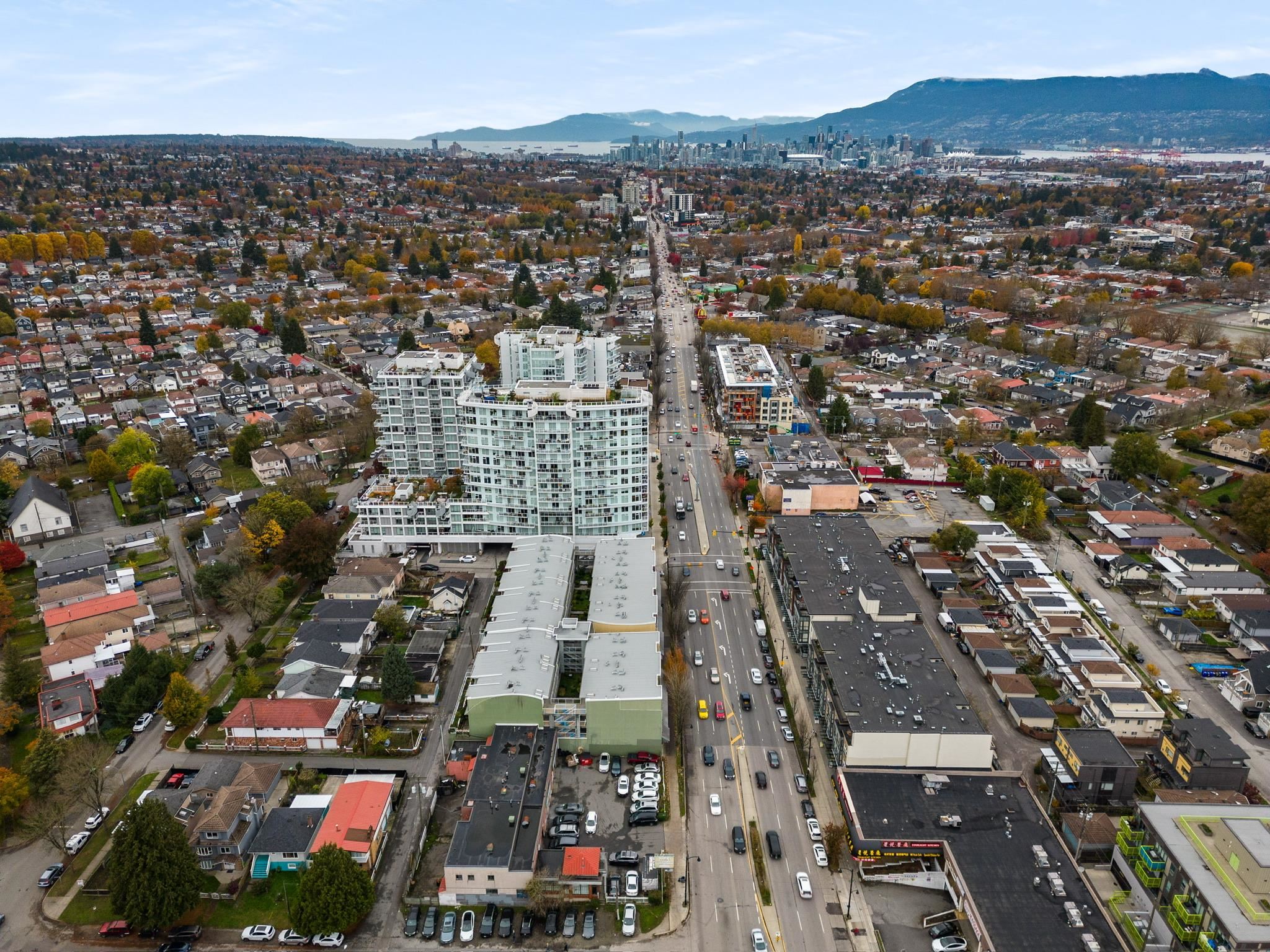 318 2238 KINGSWAY Unit: 318