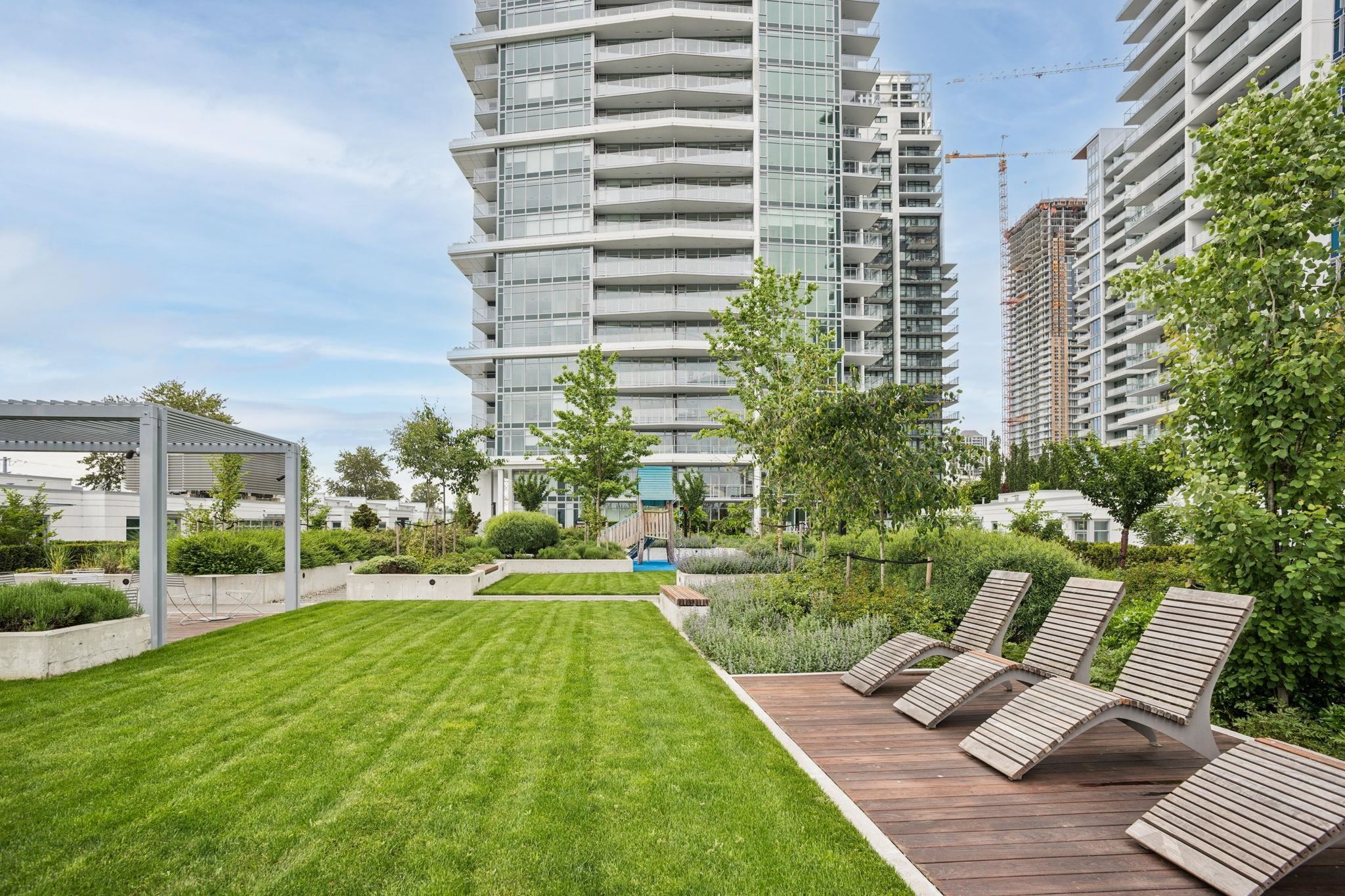 132 4665 ALASKA AVENUE Unit: 132