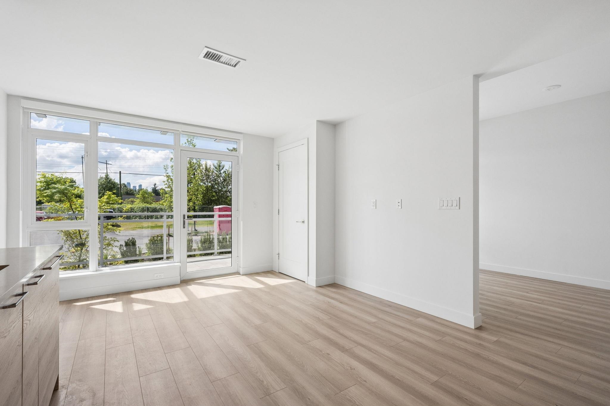 132 4665 ALASKA AVENUE Unit: 132