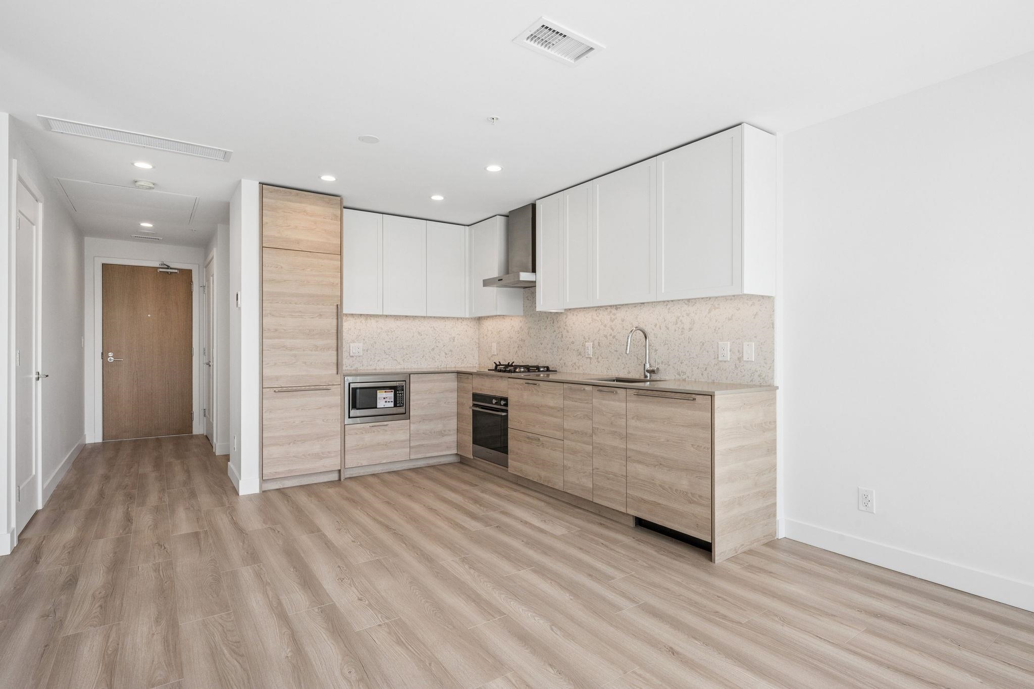 132 4665 ALASKA AVENUE Unit: 132