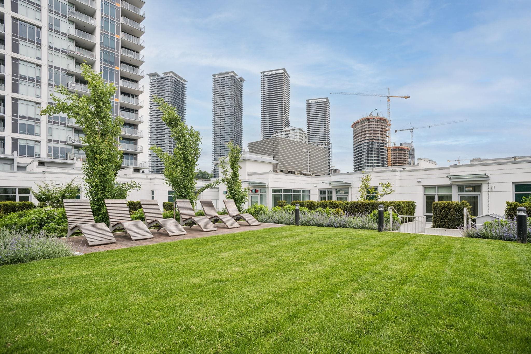 132 4665 ALASKA AVENUE Unit: 132