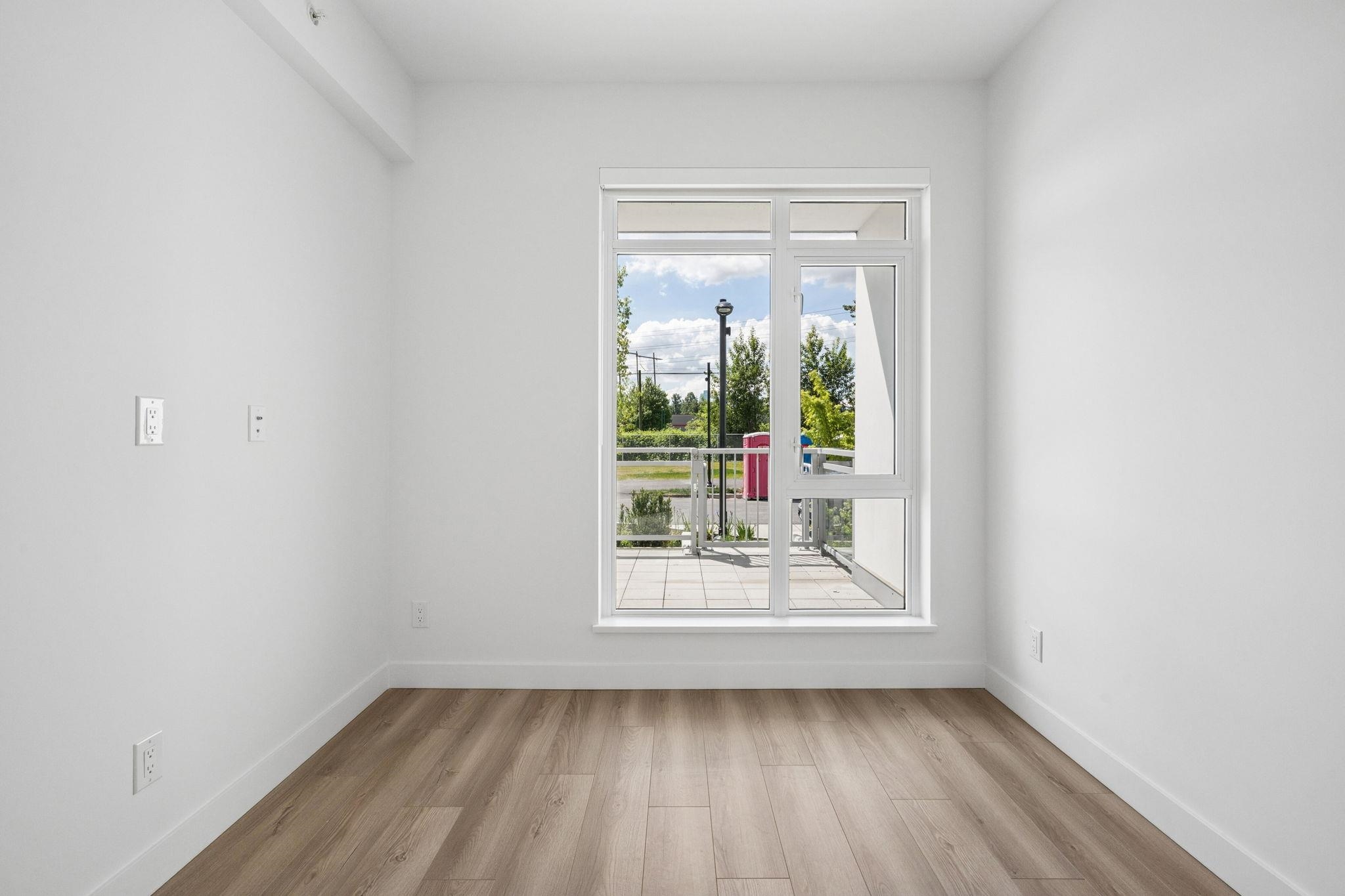 132 4665 ALASKA AVENUE Unit: 132