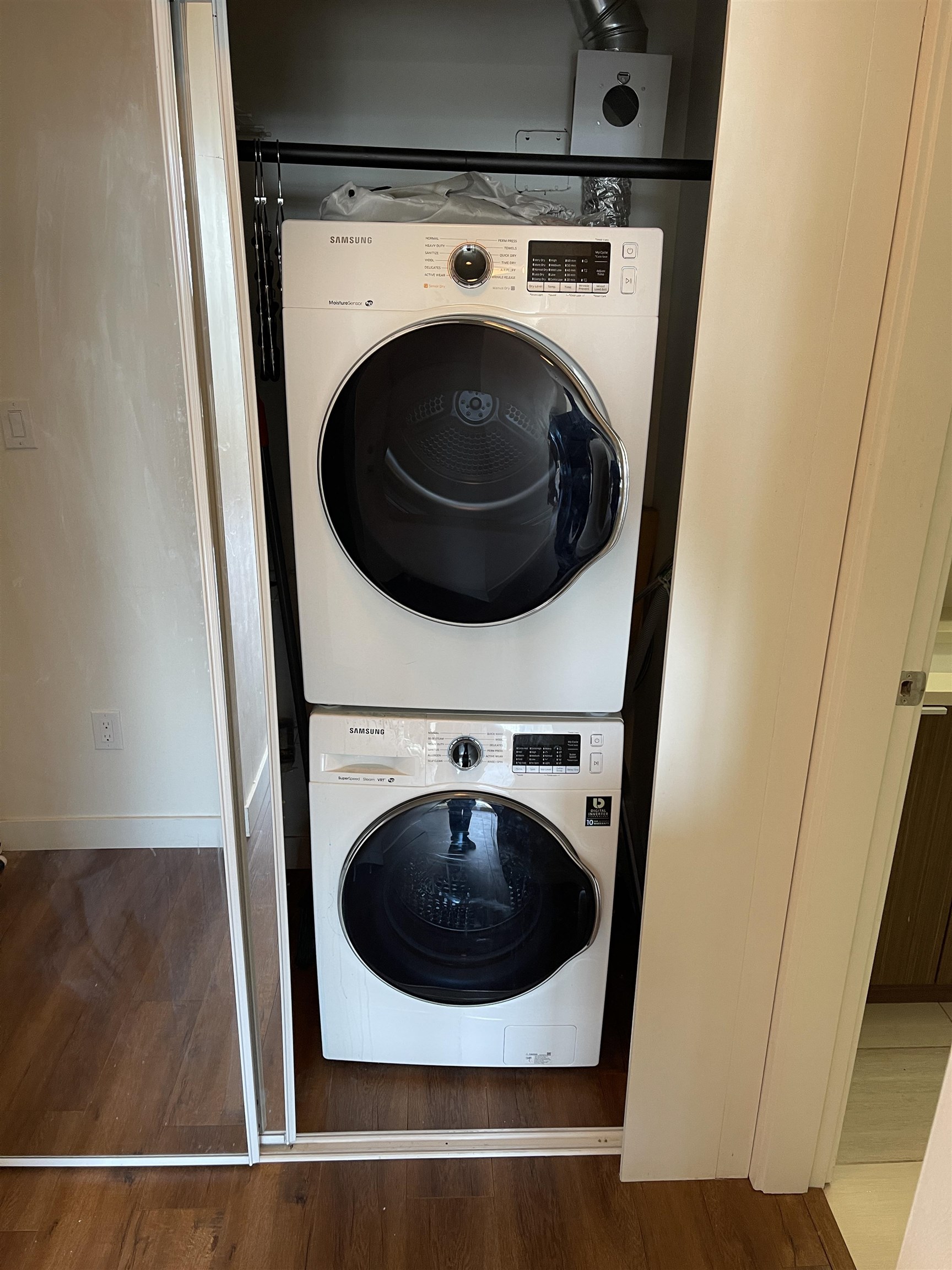 1507 13308 CENTRAL AVENUE Unit: 1507