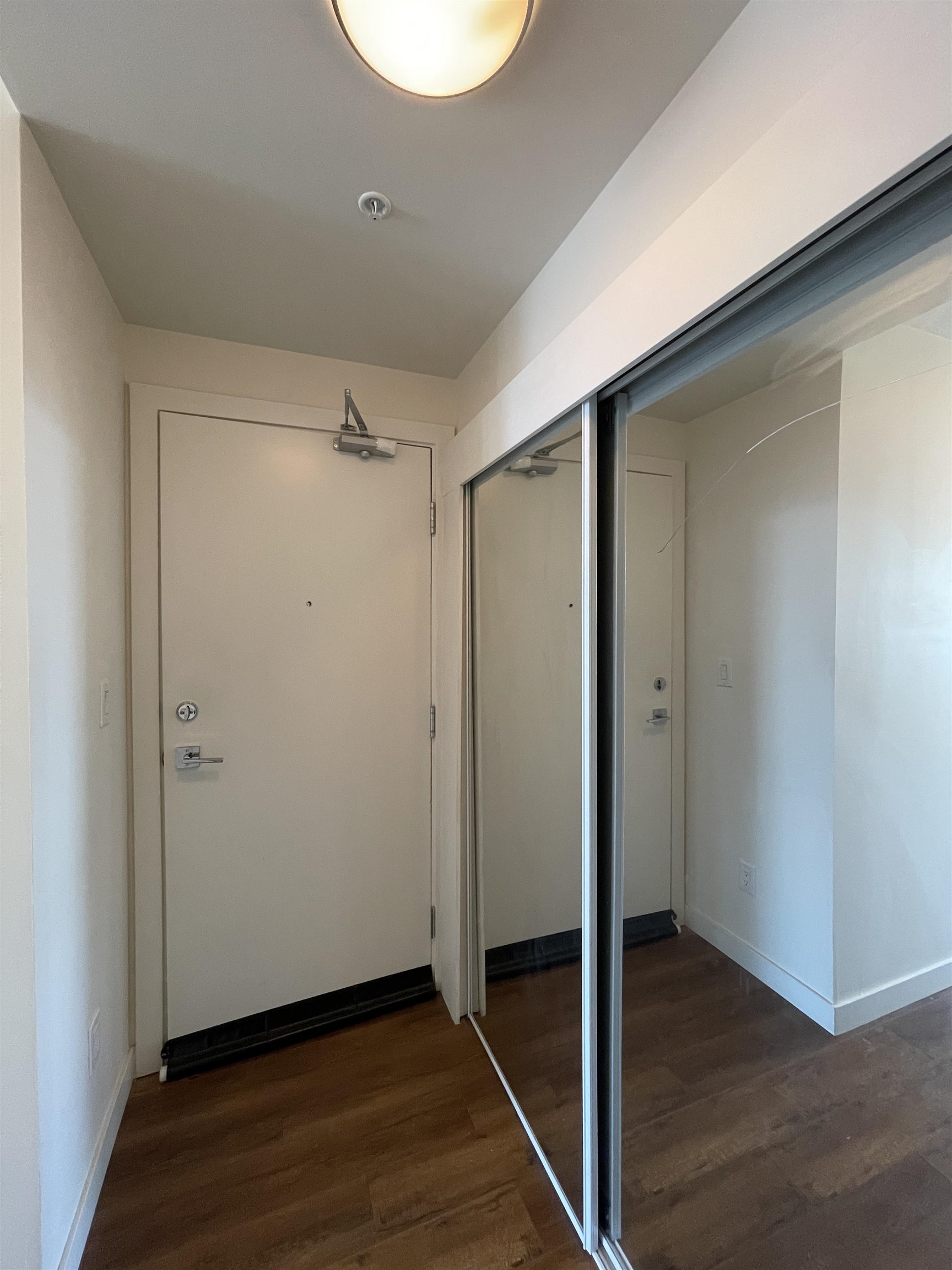 1507 13308 CENTRAL AVENUE Unit: 1507