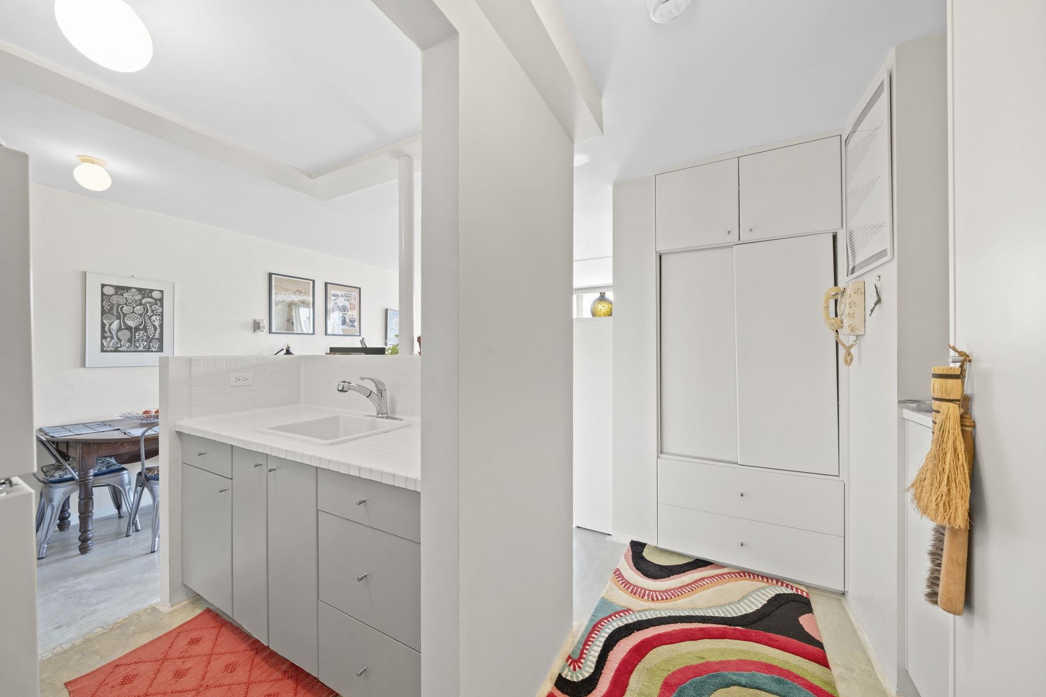 1401 1850 COMOX STREET Unit: 1401