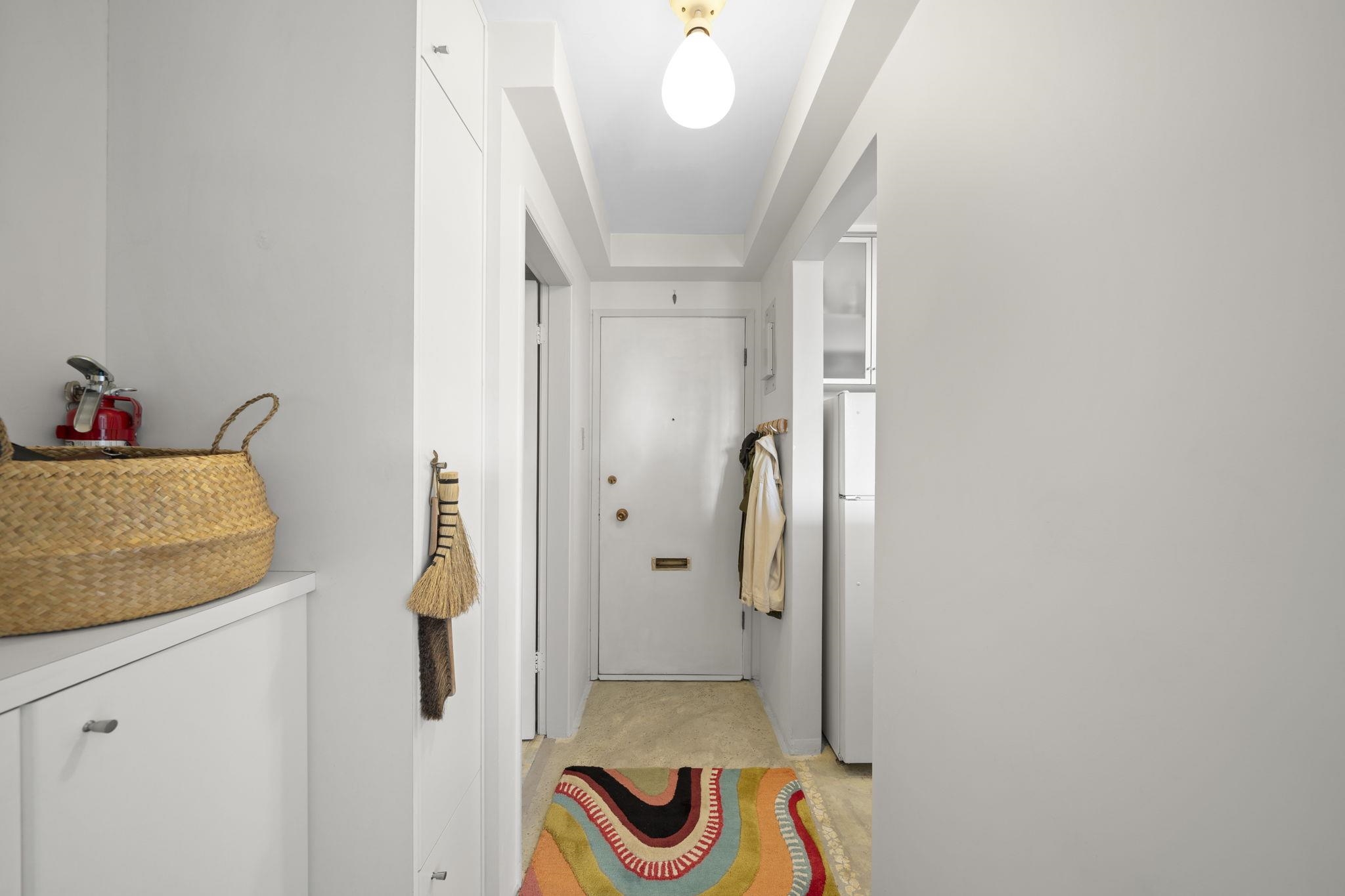 1401 1850 COMOX STREET Unit: 1401