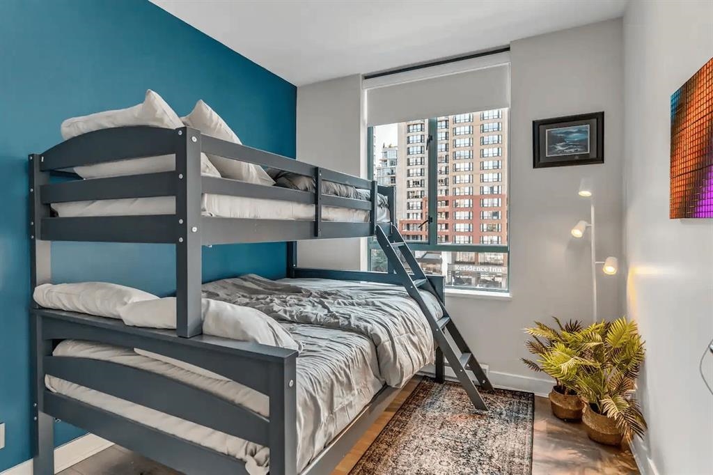 302 1238 BURRARD STREET Unit: 302